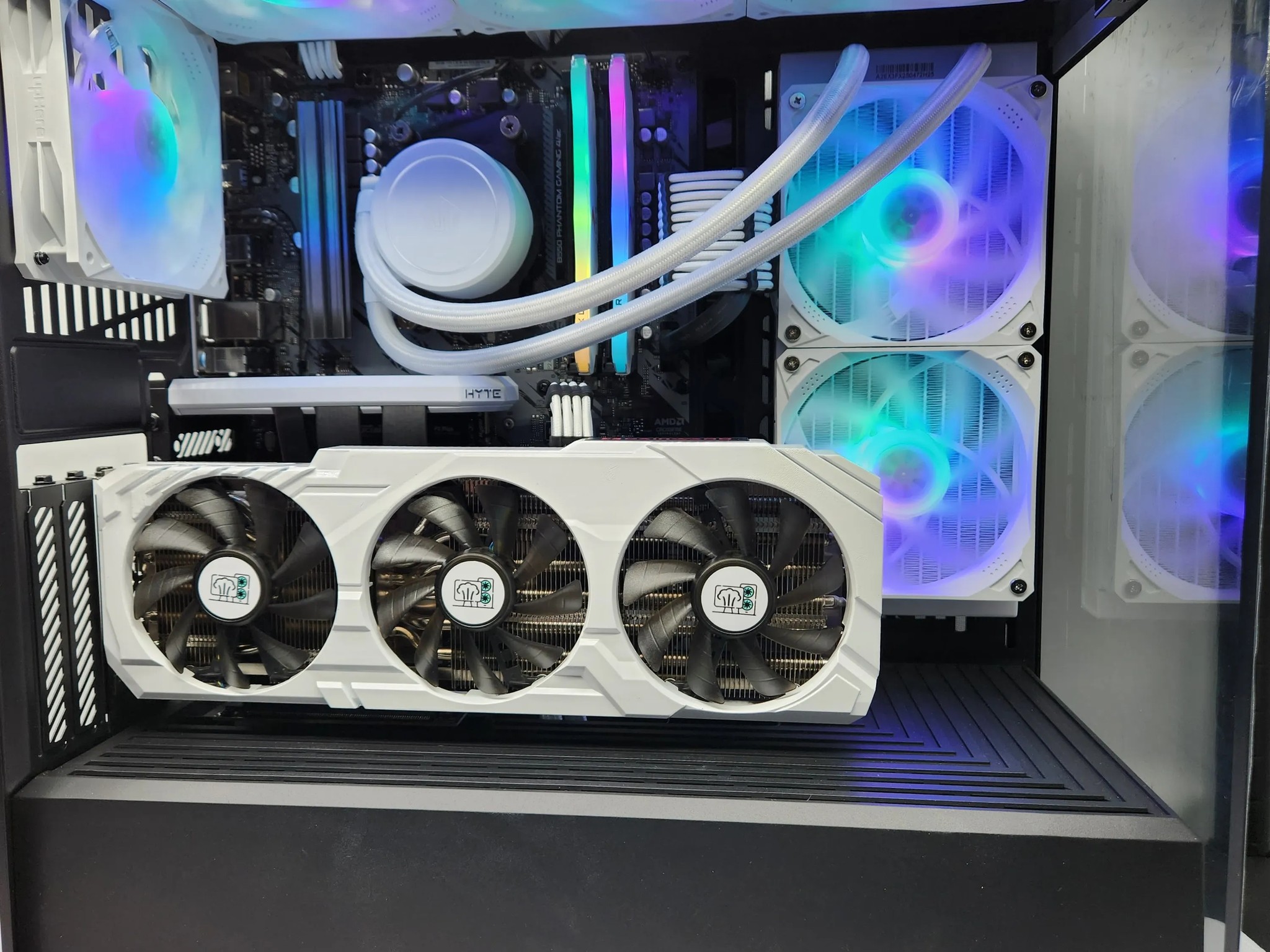 THE BEAST Gaming RIG Ryzen 7 / 32GB DDR 4/ 1TB GEN 4 SSD / RTX 3070 8GB