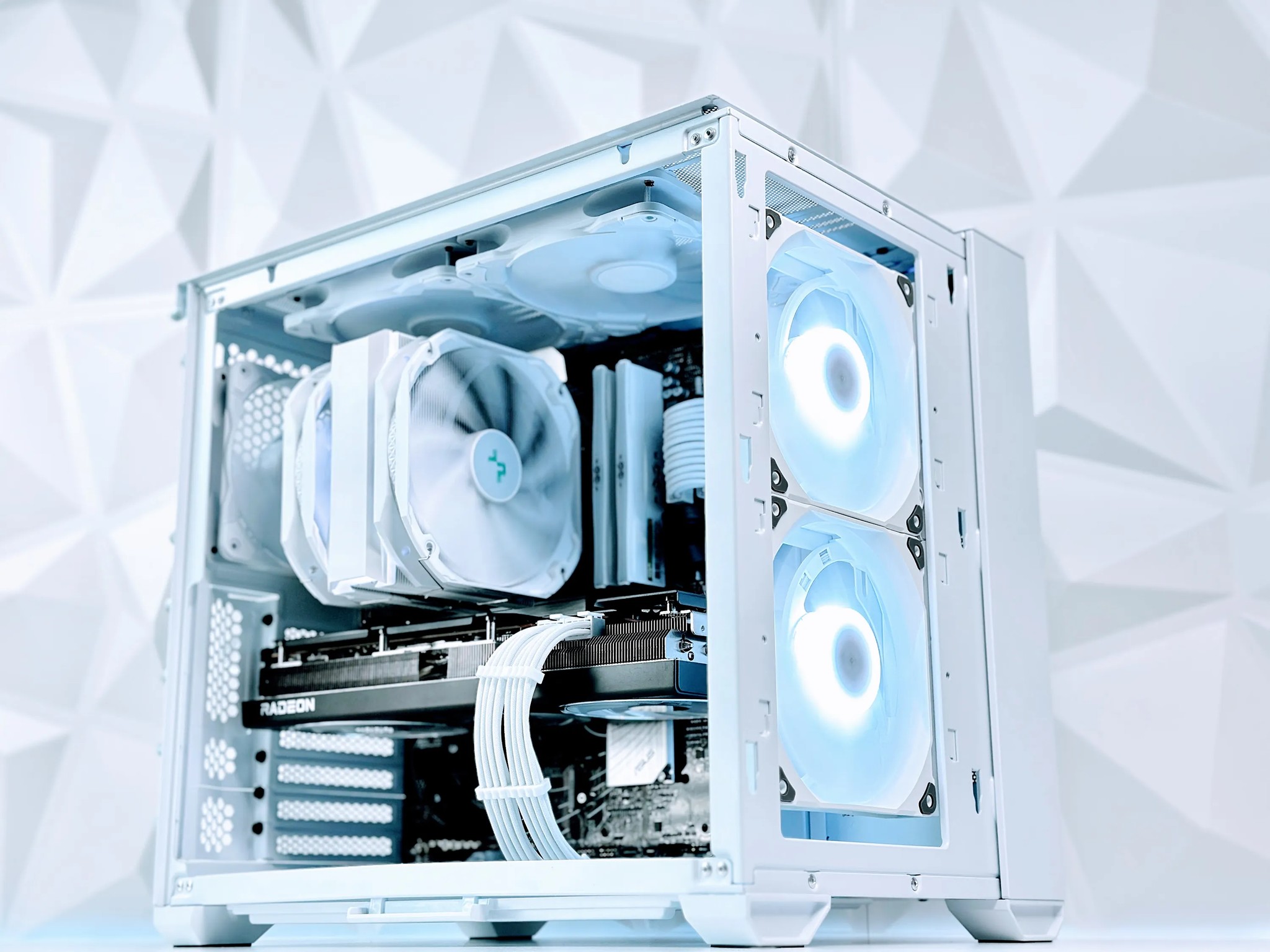 ❄️ 🥶🥇Extreme Gaming PC❄️AMD RX 7800 XT 16GB❄️AMD Ryzen 5 7500F❄️32GB DDR5❄️1TB NVME