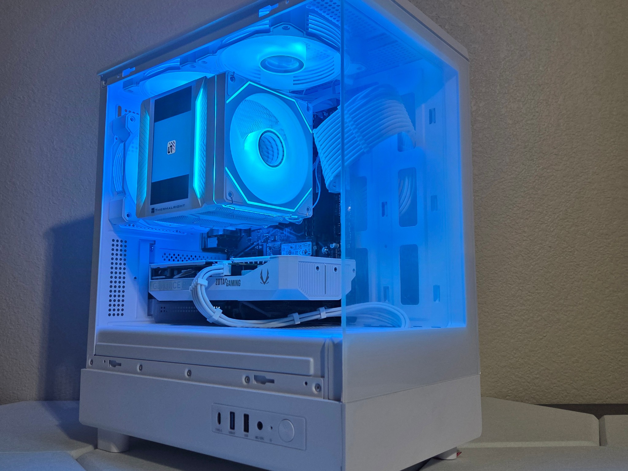 Orion Frost | White RTX 5060 Gaming PC ❄️🔥🤍⛄