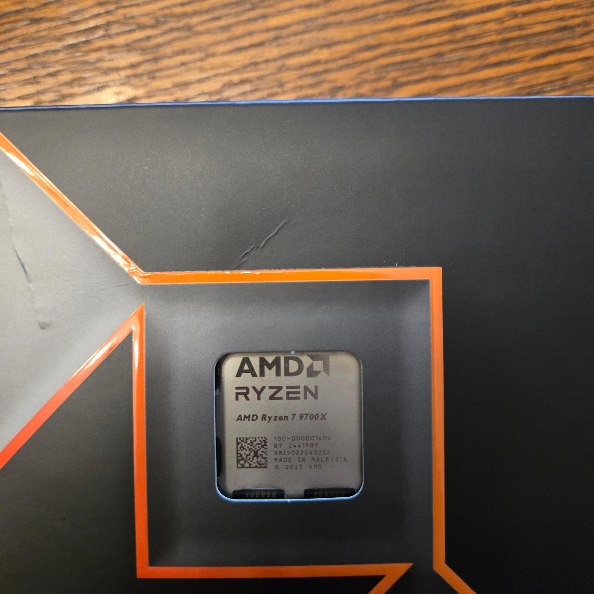 AMD Ryzen 7 9700X