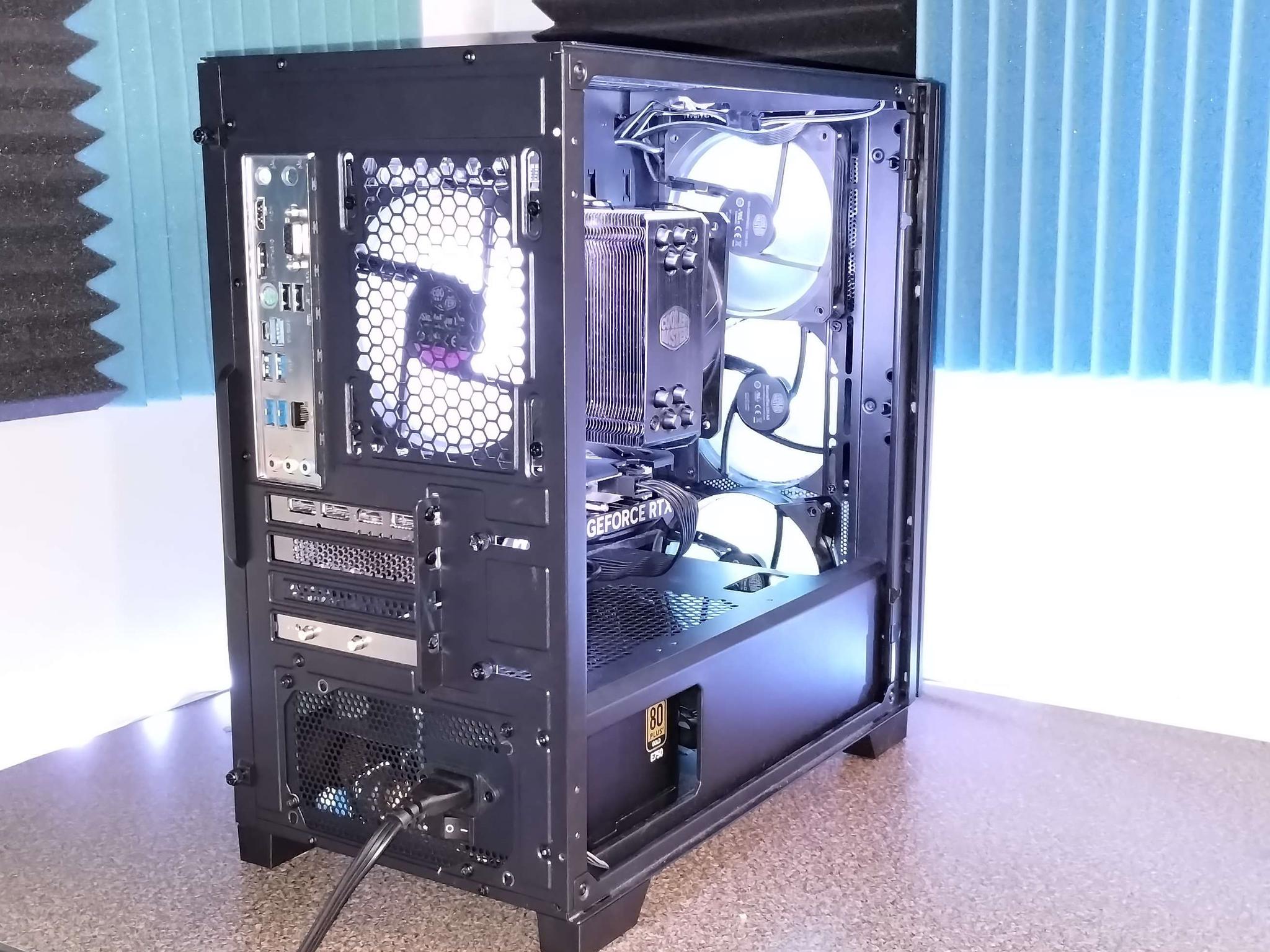 Chroma: Ryzen 5 RTX4060 + 32GB + 1TB NVMe High-airflow build