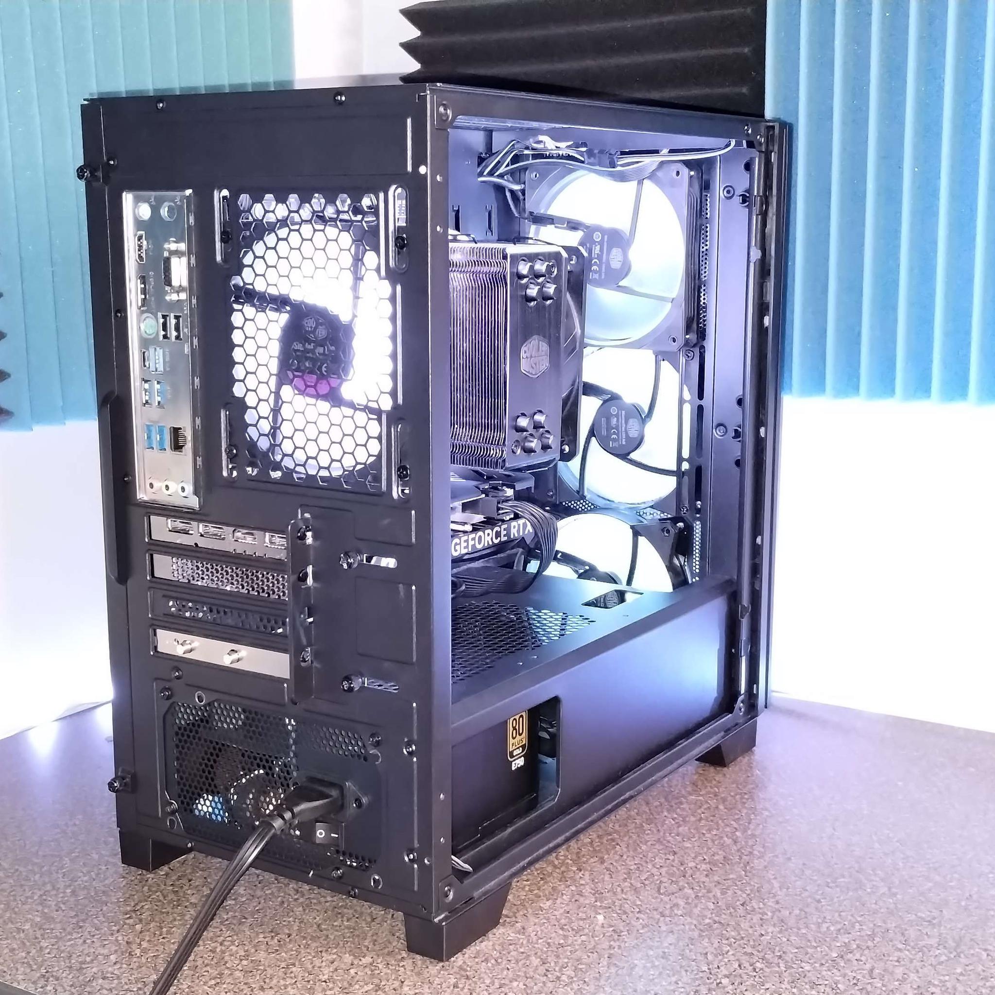 Chroma: Ryzen 5 RTX4060 + 32GB + 1TB NVMe High-airflow build