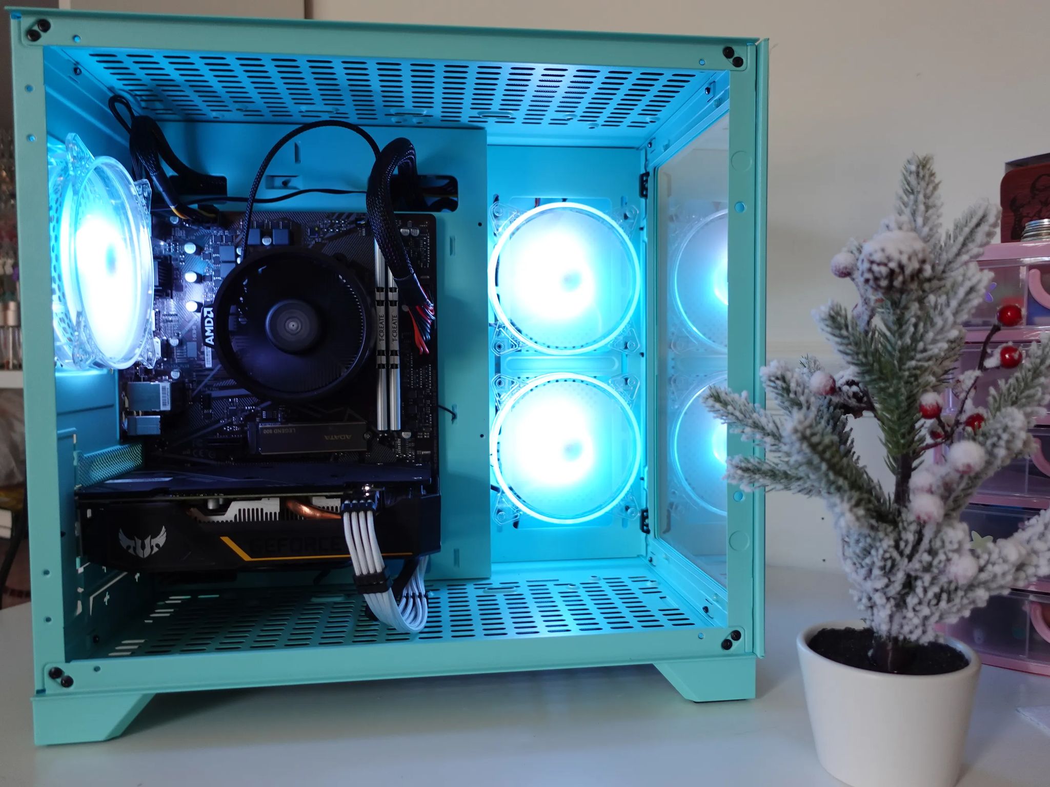 One of a kind Green Gamer with GTX 1660 SUPER GDDR6 Graphics Card