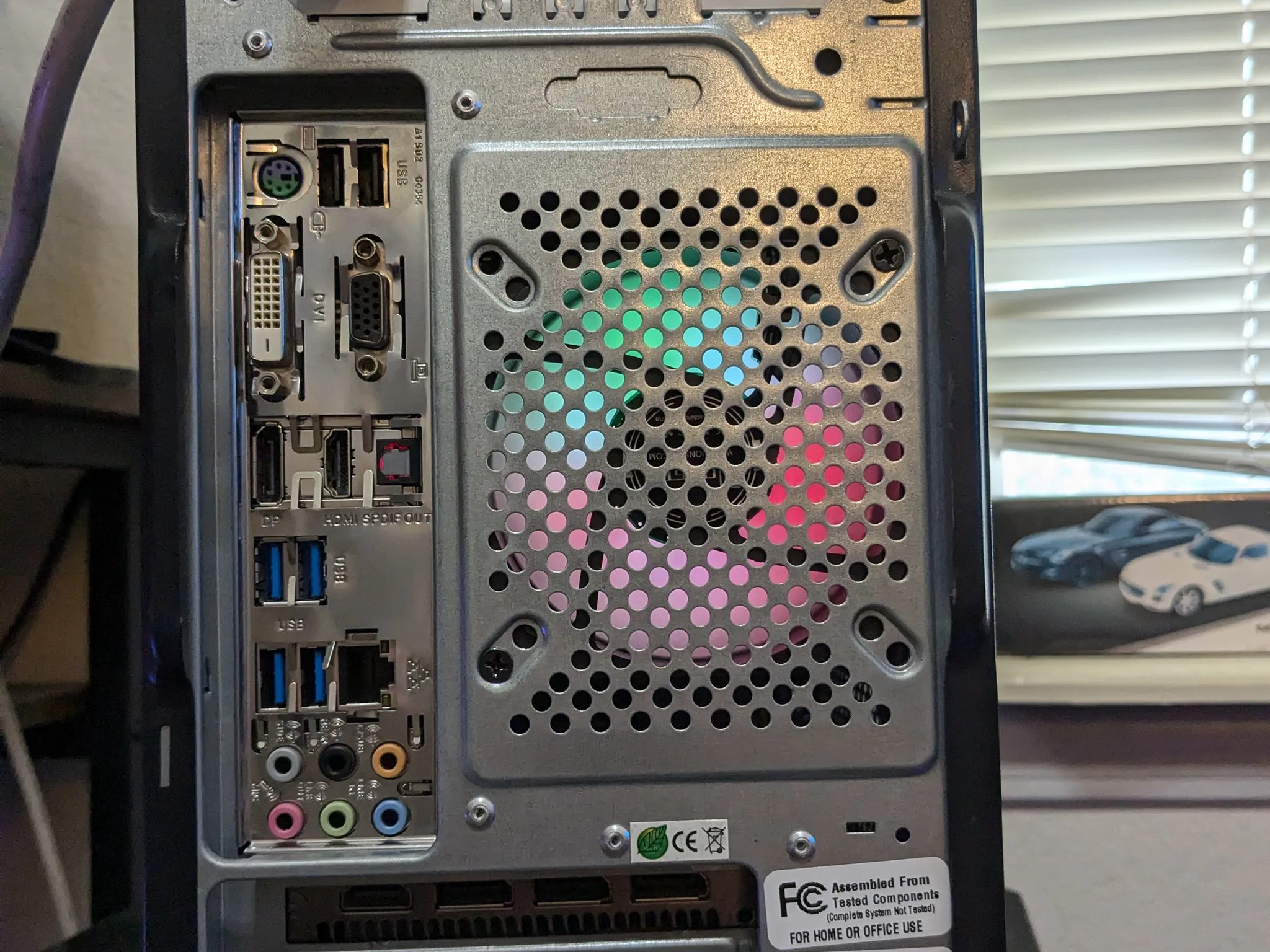 Subtle Gamer ~ i5-4570, 16GB RAM, RX 480 4GB, 400GB SSD, WiFi, RGB, Win10