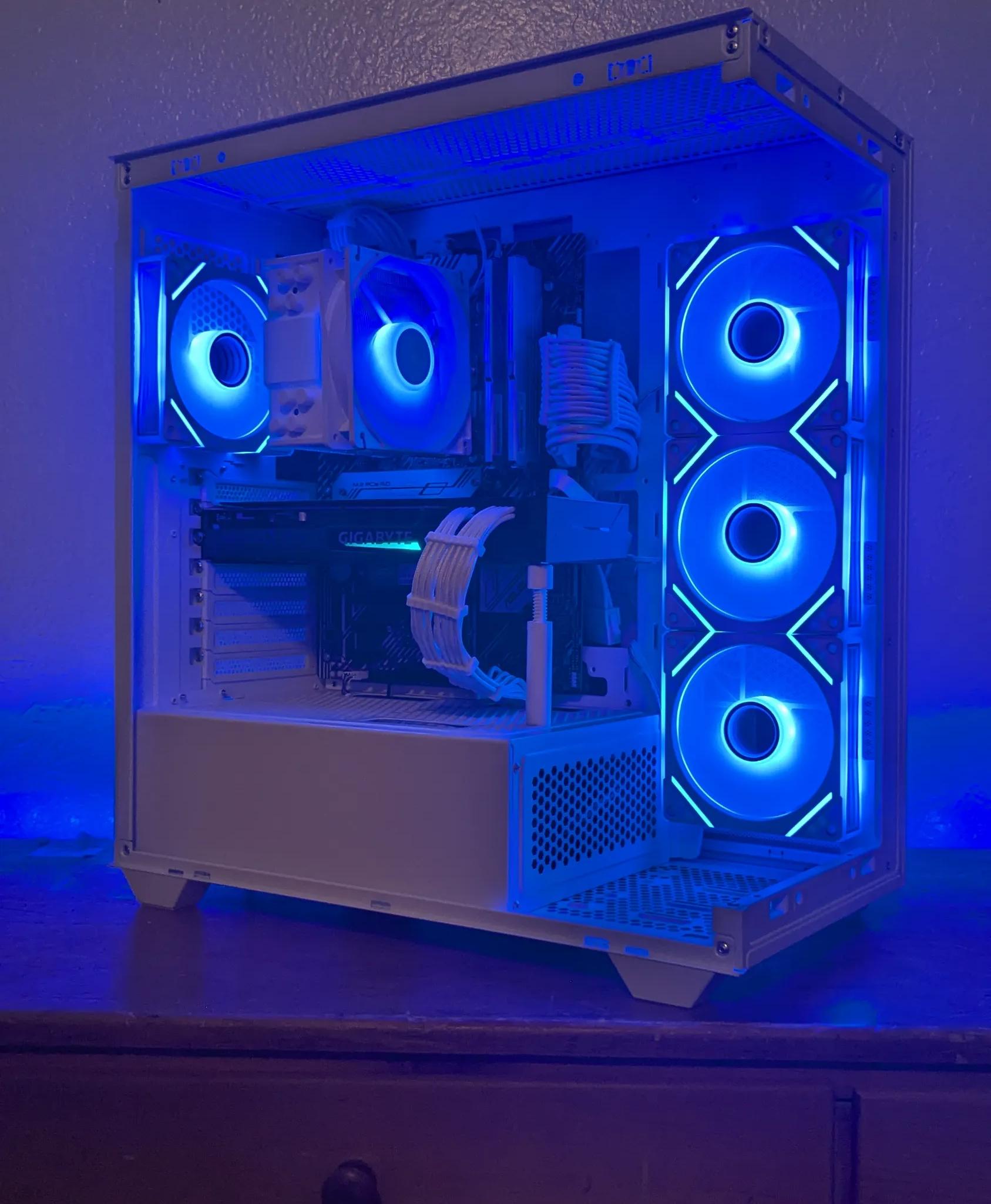 🔥RTX 3070, Intel i7 11700K, 16 GB RAM, 1 TB Storage
