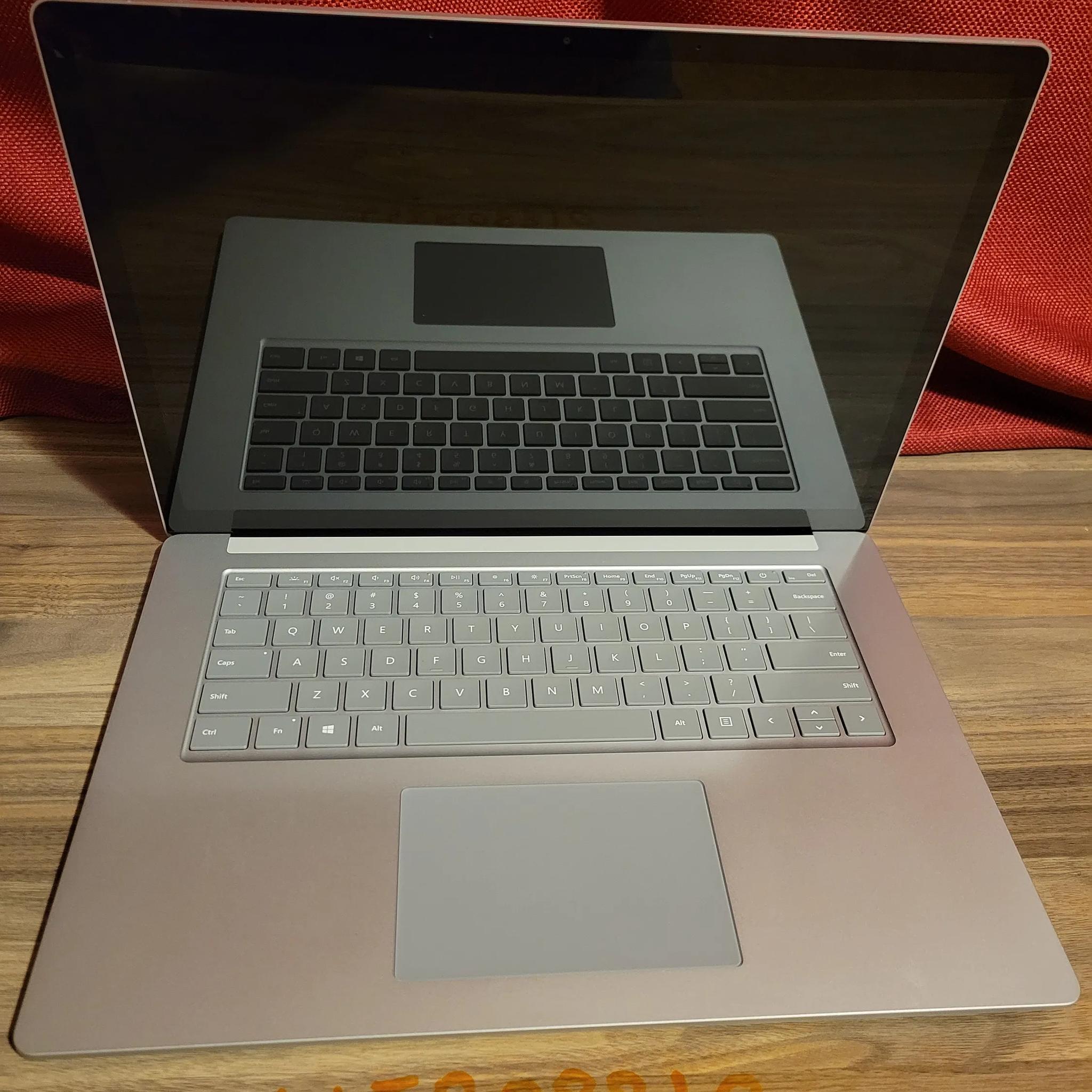 Microsoft Surface Laptop 3 - Ryzen5 - 15" touch screen - 128gb
