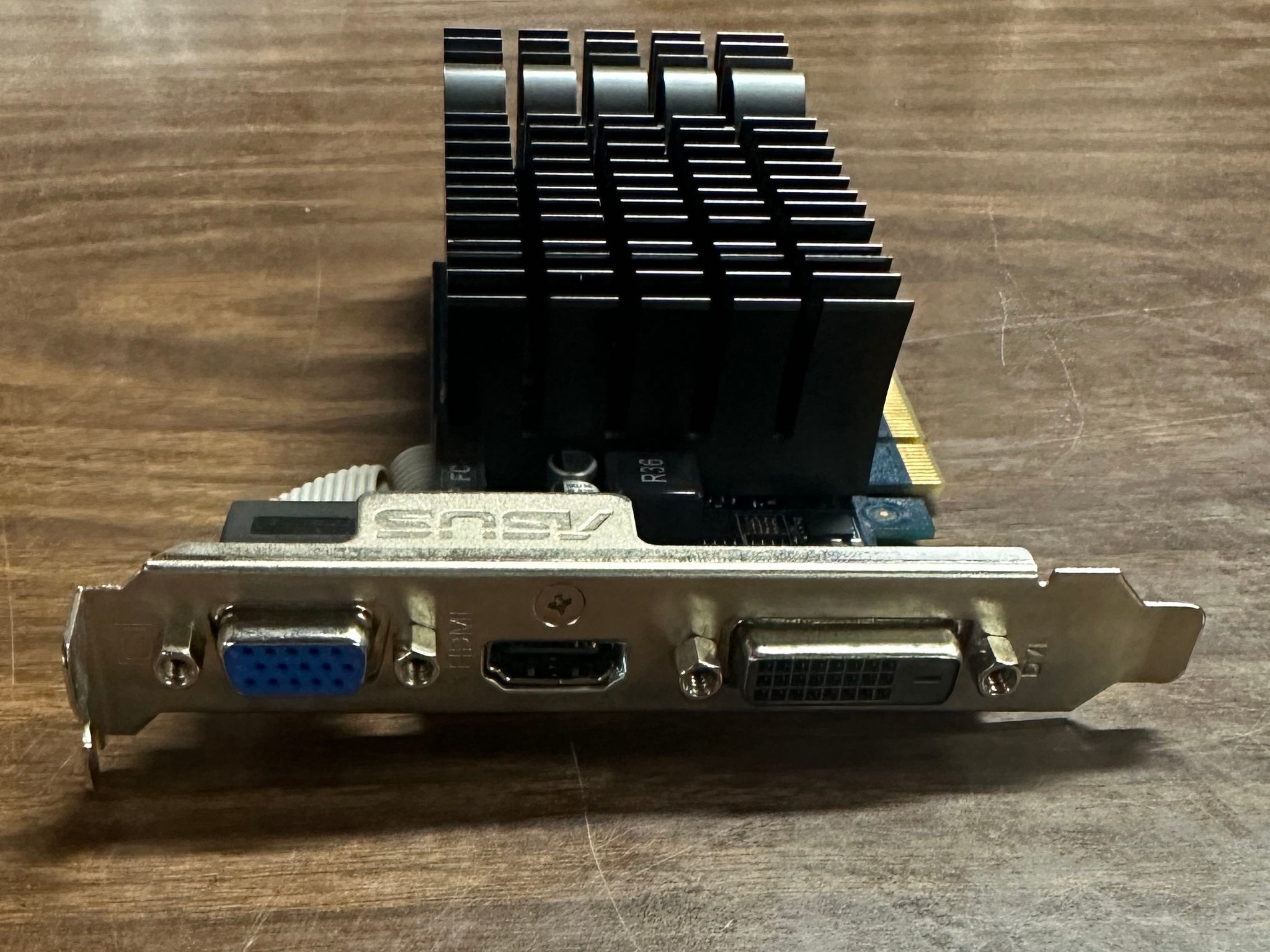 ASUS Nvidia Geforce GT 730 2GB GDDR3 PCIE x8 Graphics Card VGA DVI HDMI
