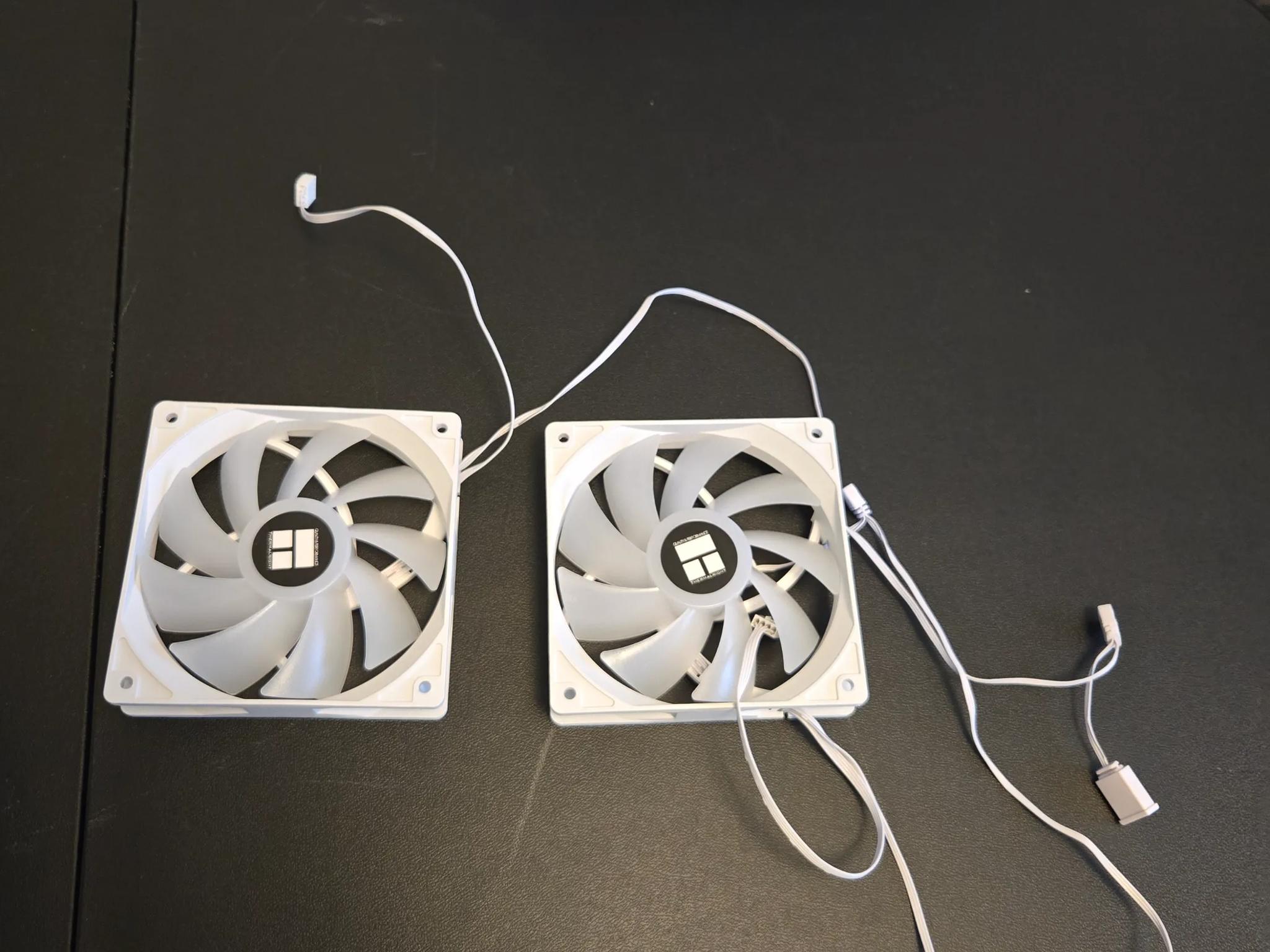 Barely Used Thermalright Peerless Assassin 120 SE White ARGB CPU Cooler