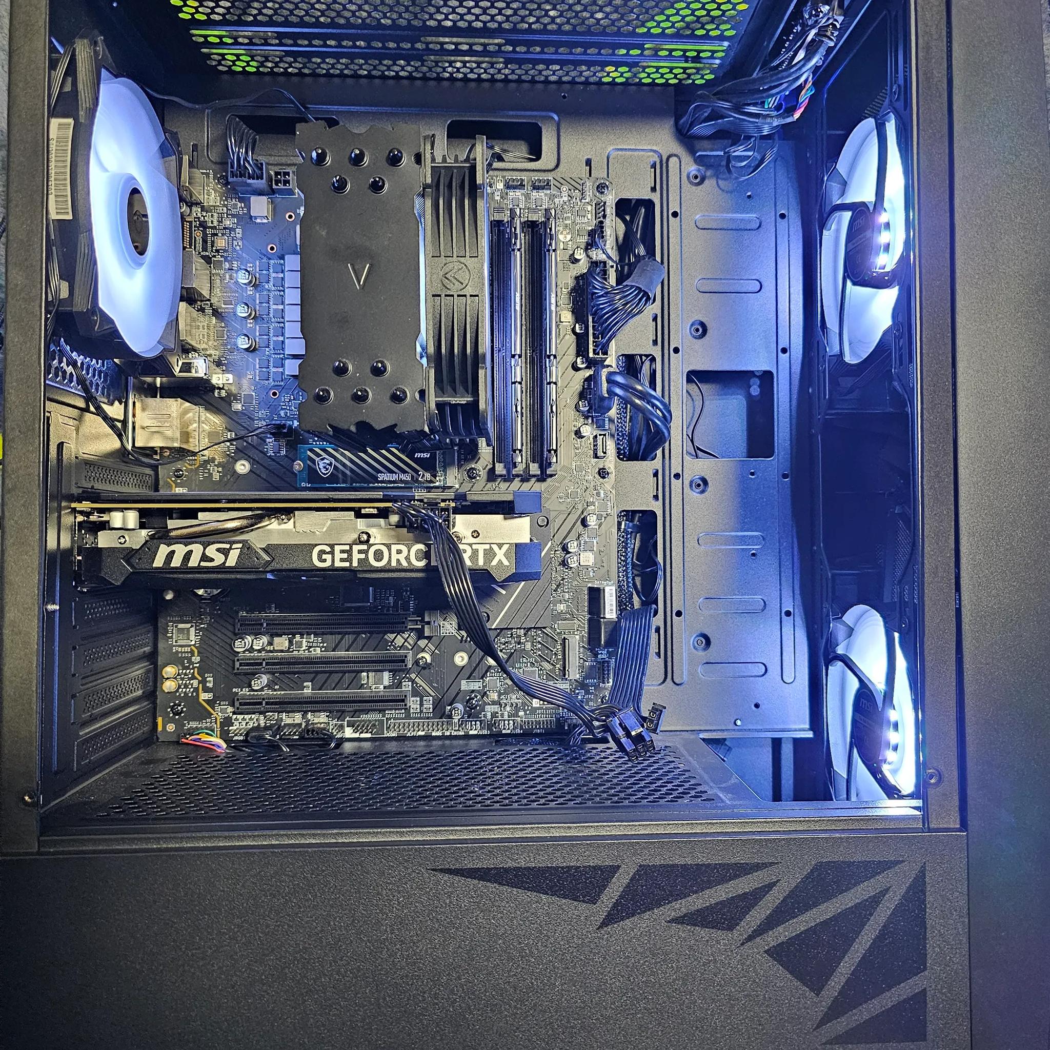 MID LEVEL HIGH PERFORMANCE GAMING PC