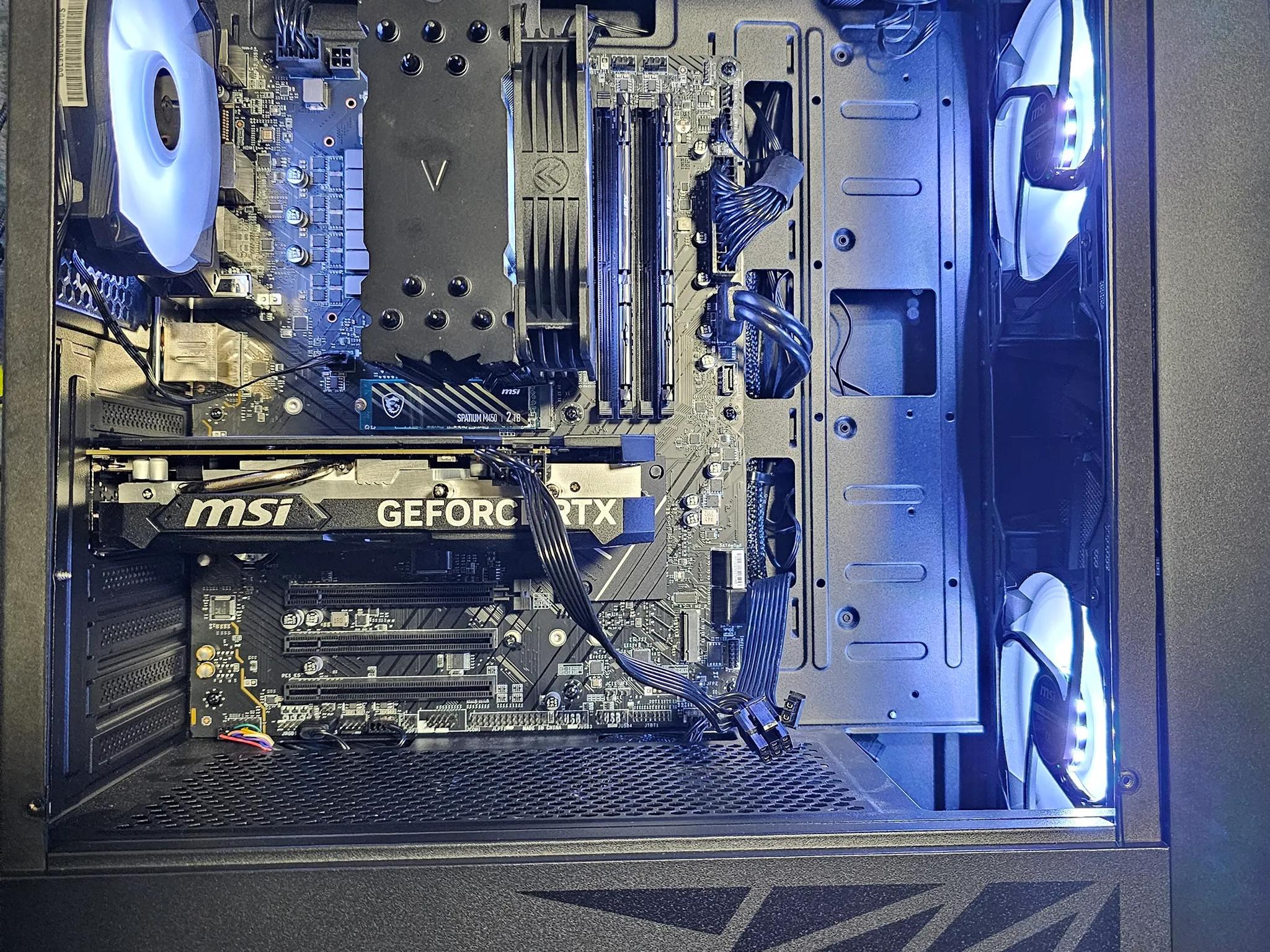MID LEVEL HIGH PERFORMANCE GAMING PC