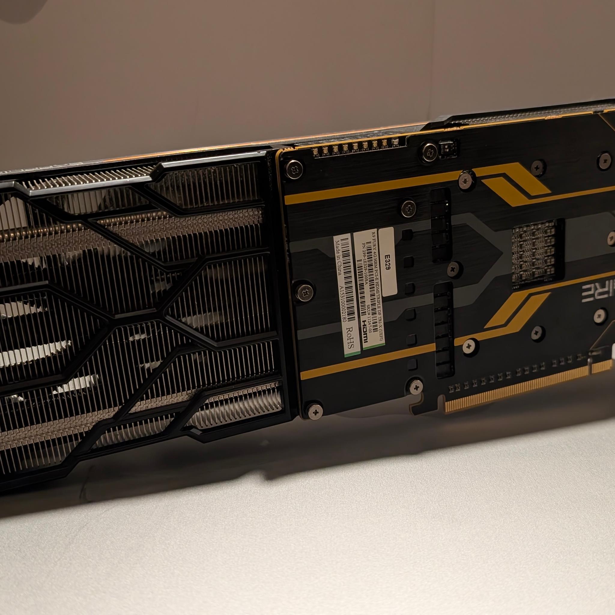 Sapphire Nitro Radeon R9 Fury | HBM Tri-X UEFI | 11247-00 | New Paste & Original Factory Box
