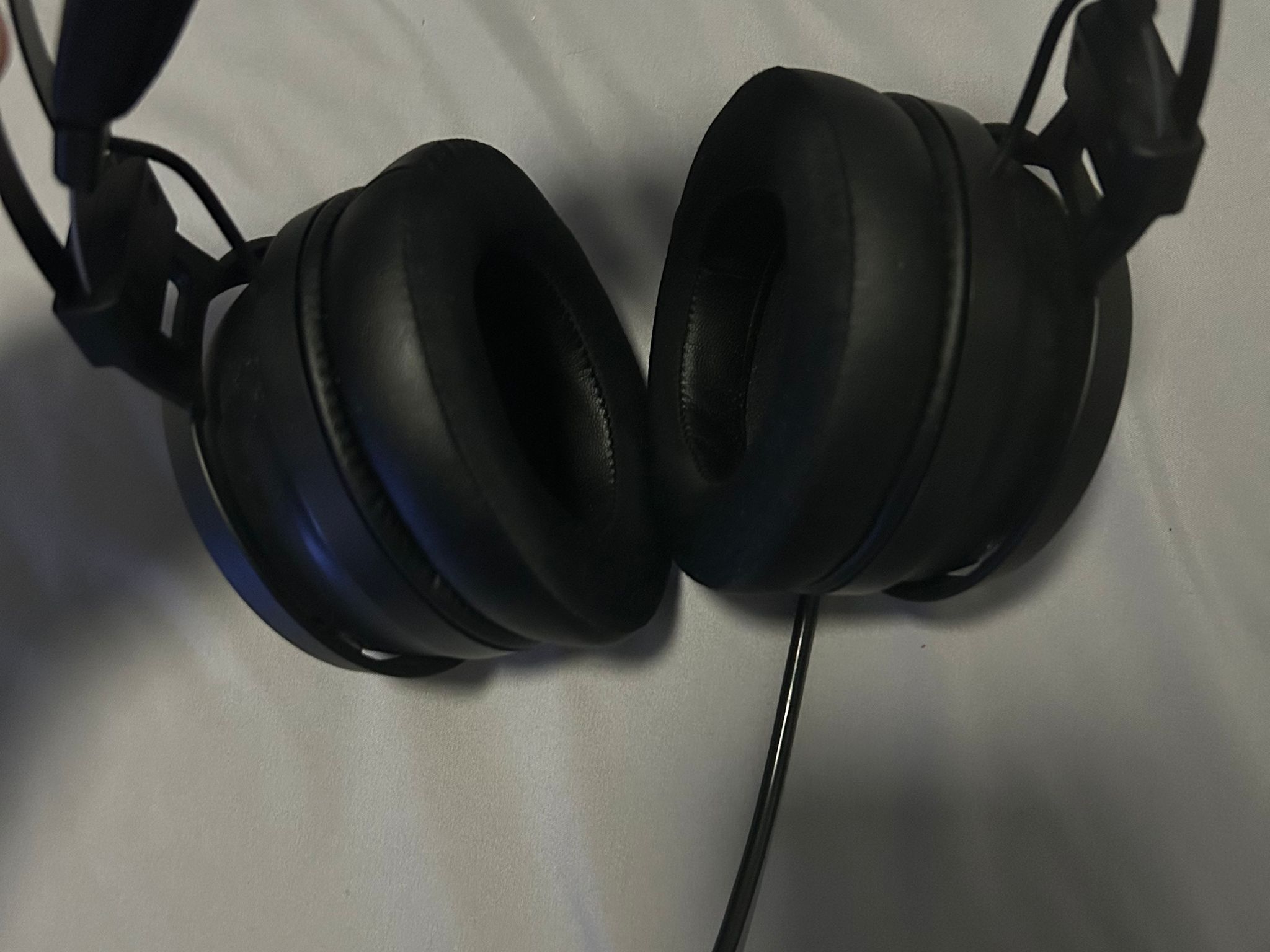 Razer Nari Essentials
