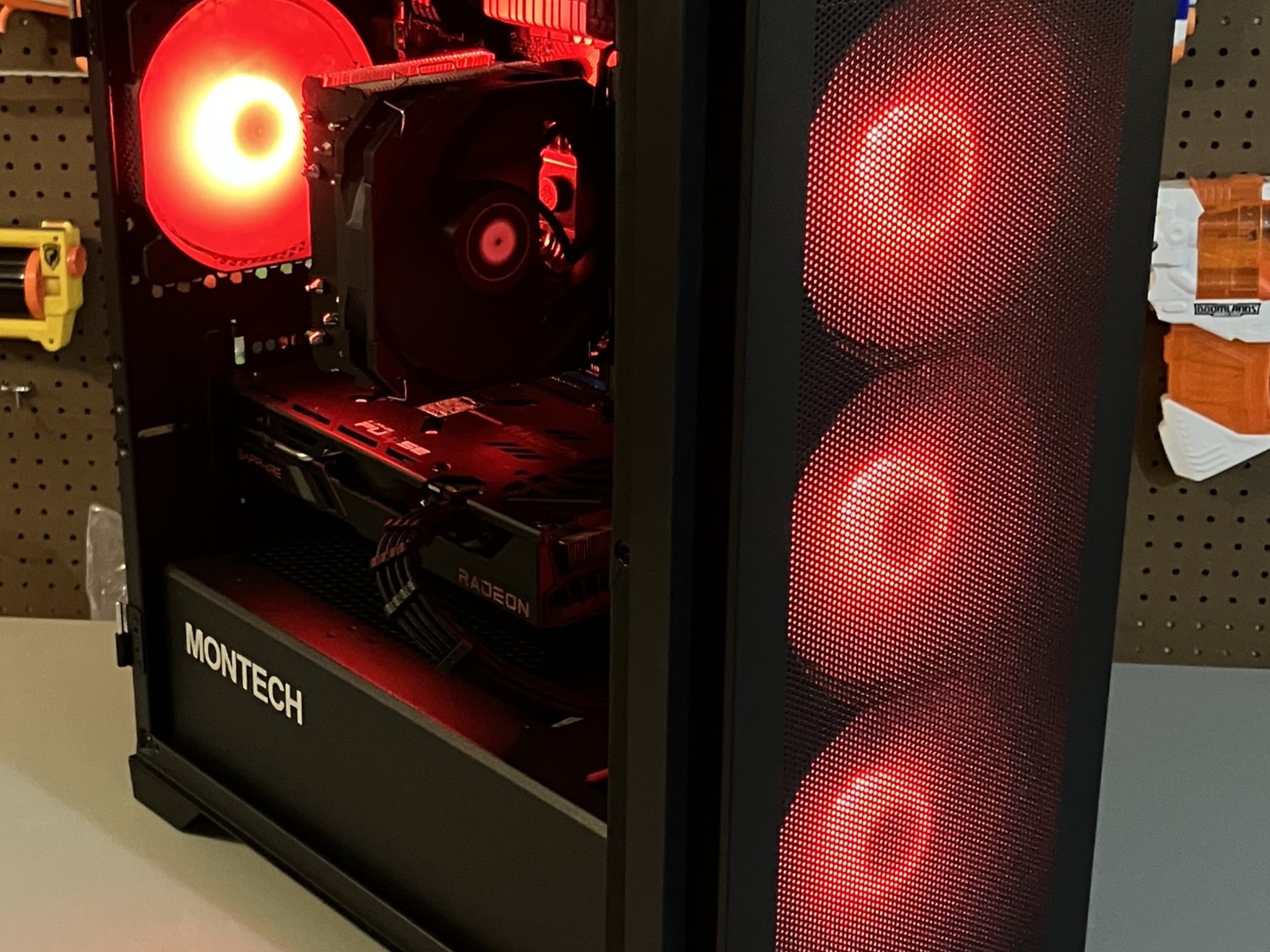 Ryzen 5 5600x and 6600 XT Gaming PC