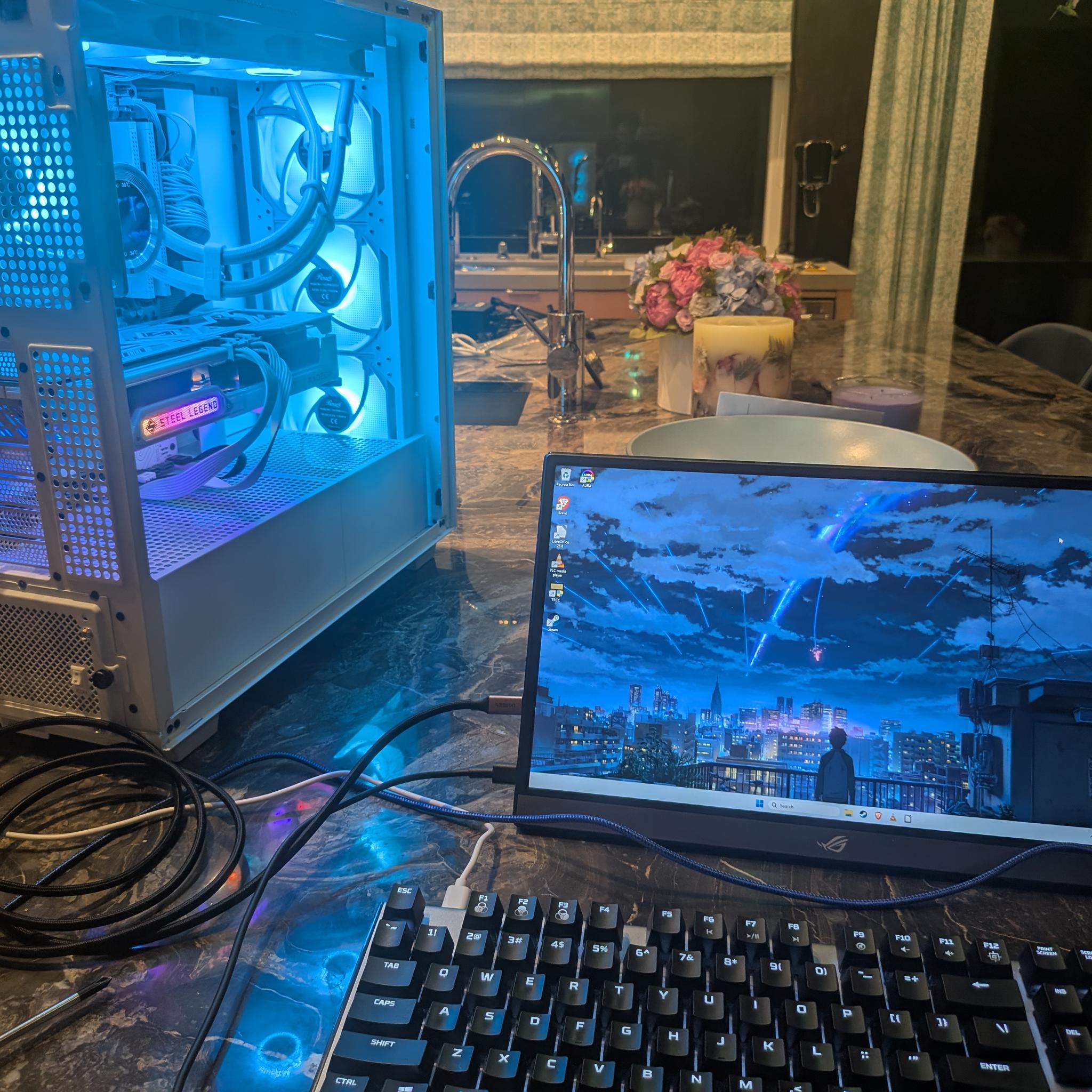 4K Ice Machine - RX 9070 XT, Ryzen 7 7800X3D, 64 GB DDR5, 4 TB Gen 4 NVME, Liquid Cooled, RGB