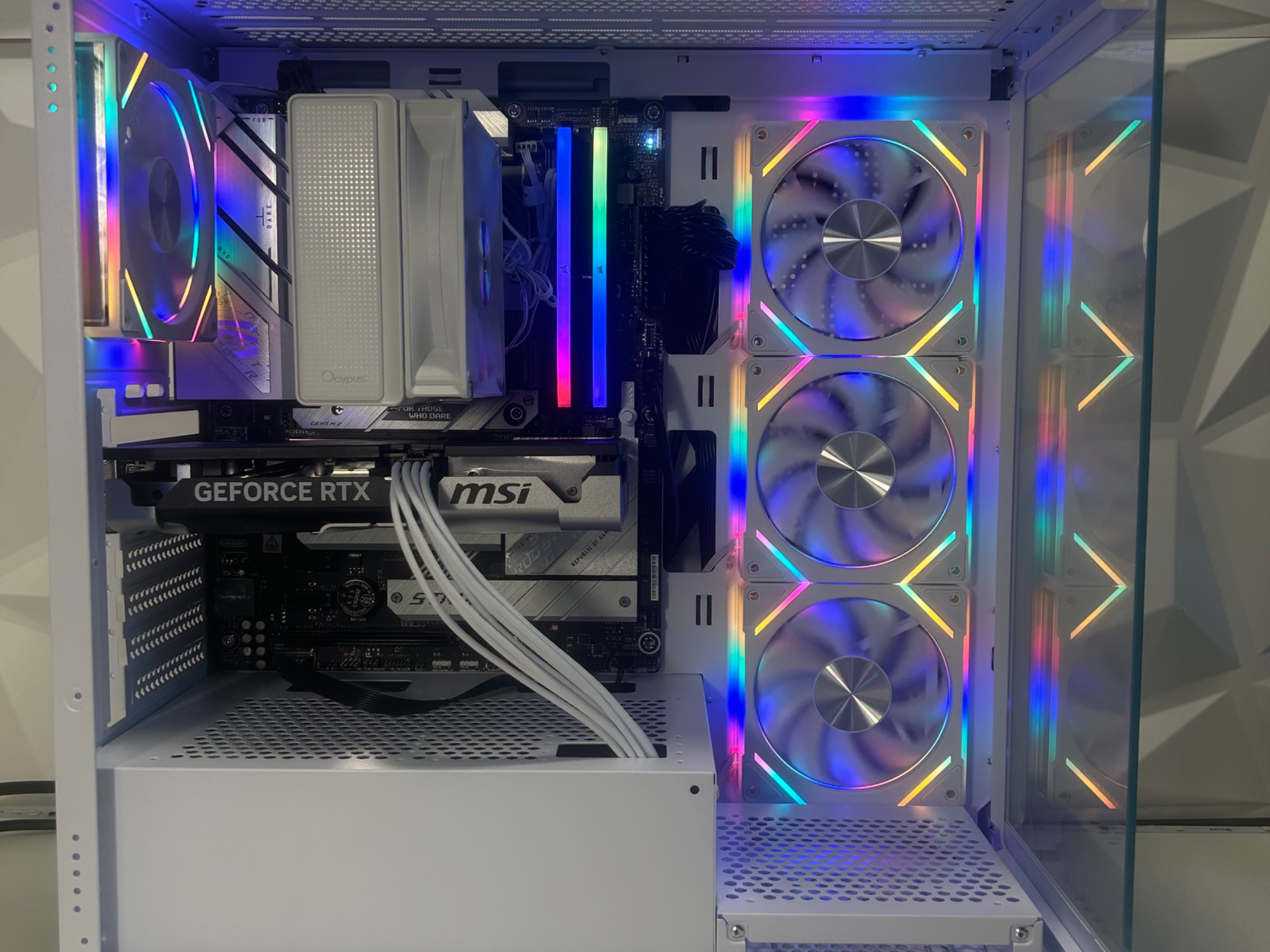 🔥AZURE V2🔥 Gaming PC Ryzen 7 7700 | RTX 5060 Ti | 32GB DDR5