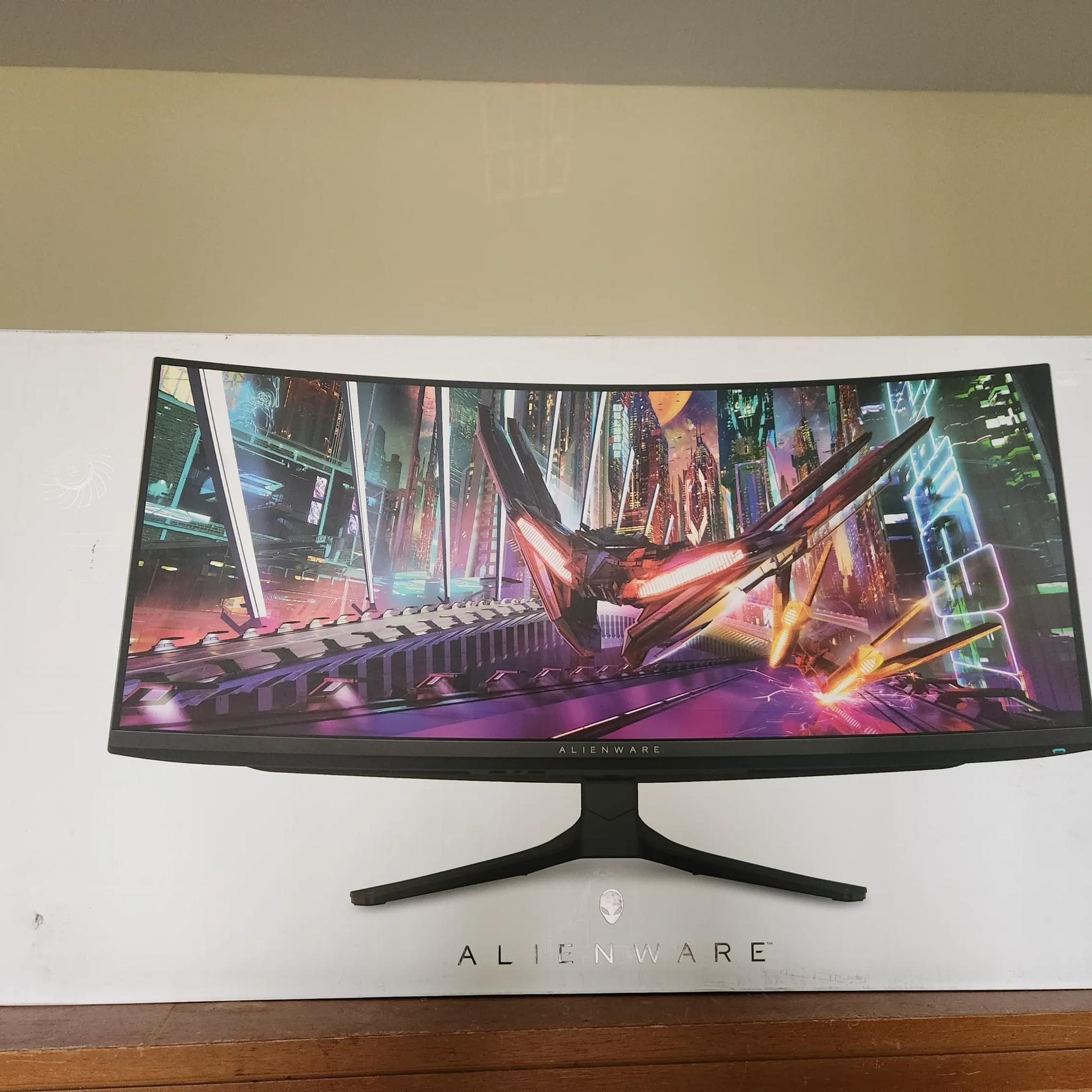 Alienware - AW3423DWF 34" QD-OLED Curved 165Hz .1-ms Ultrawide