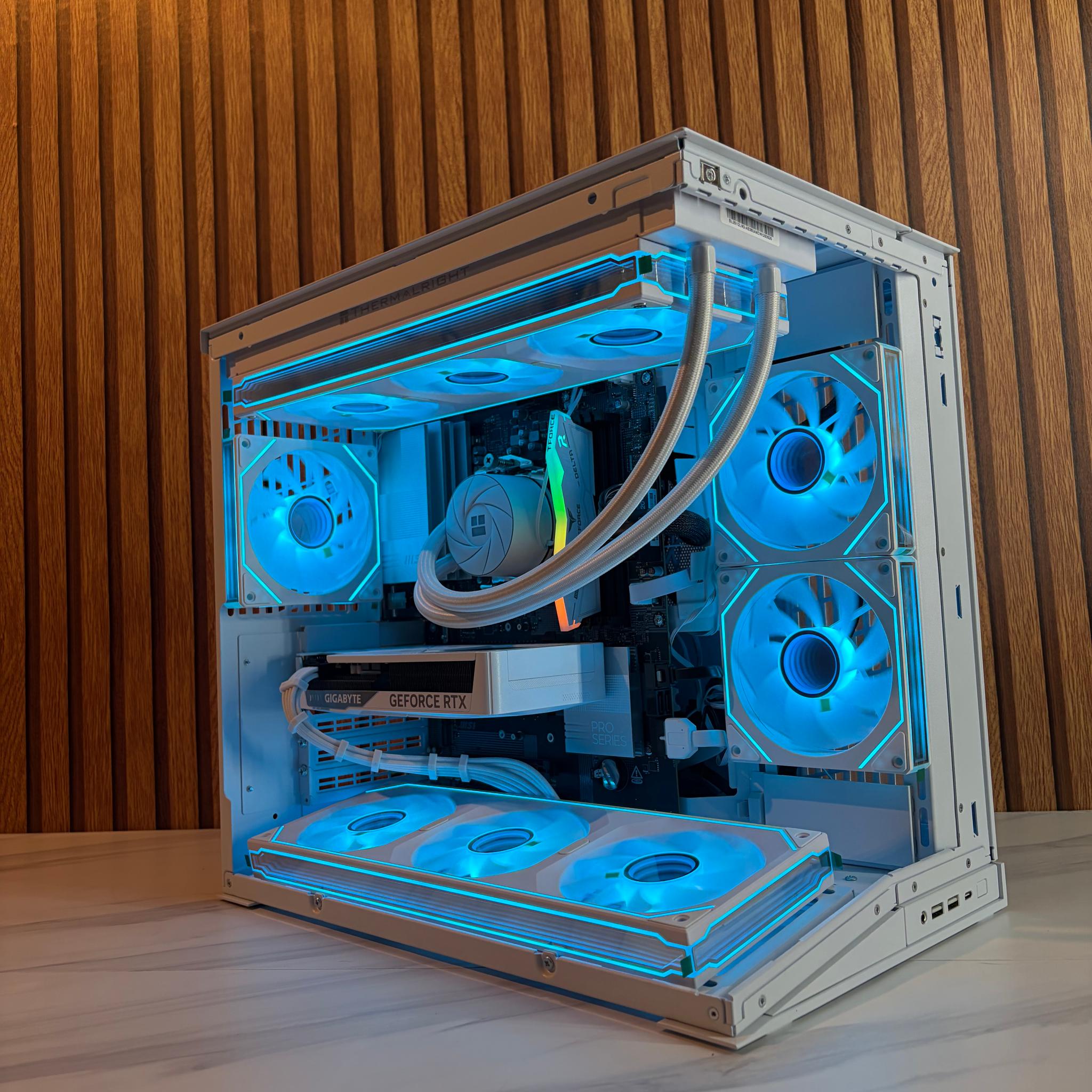 RTX 5060 | RYZEN 5 9600X | 16GB DDR5 | 2TB SSD| 360MM AIO