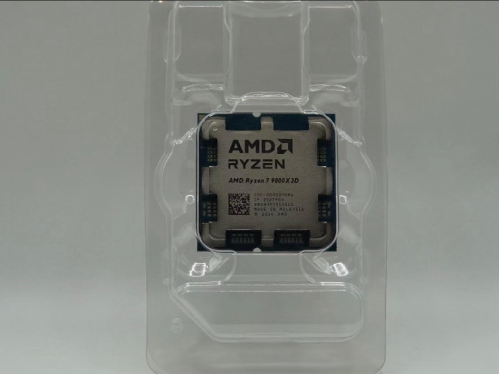 AMD RYZEN 7 9800x3D