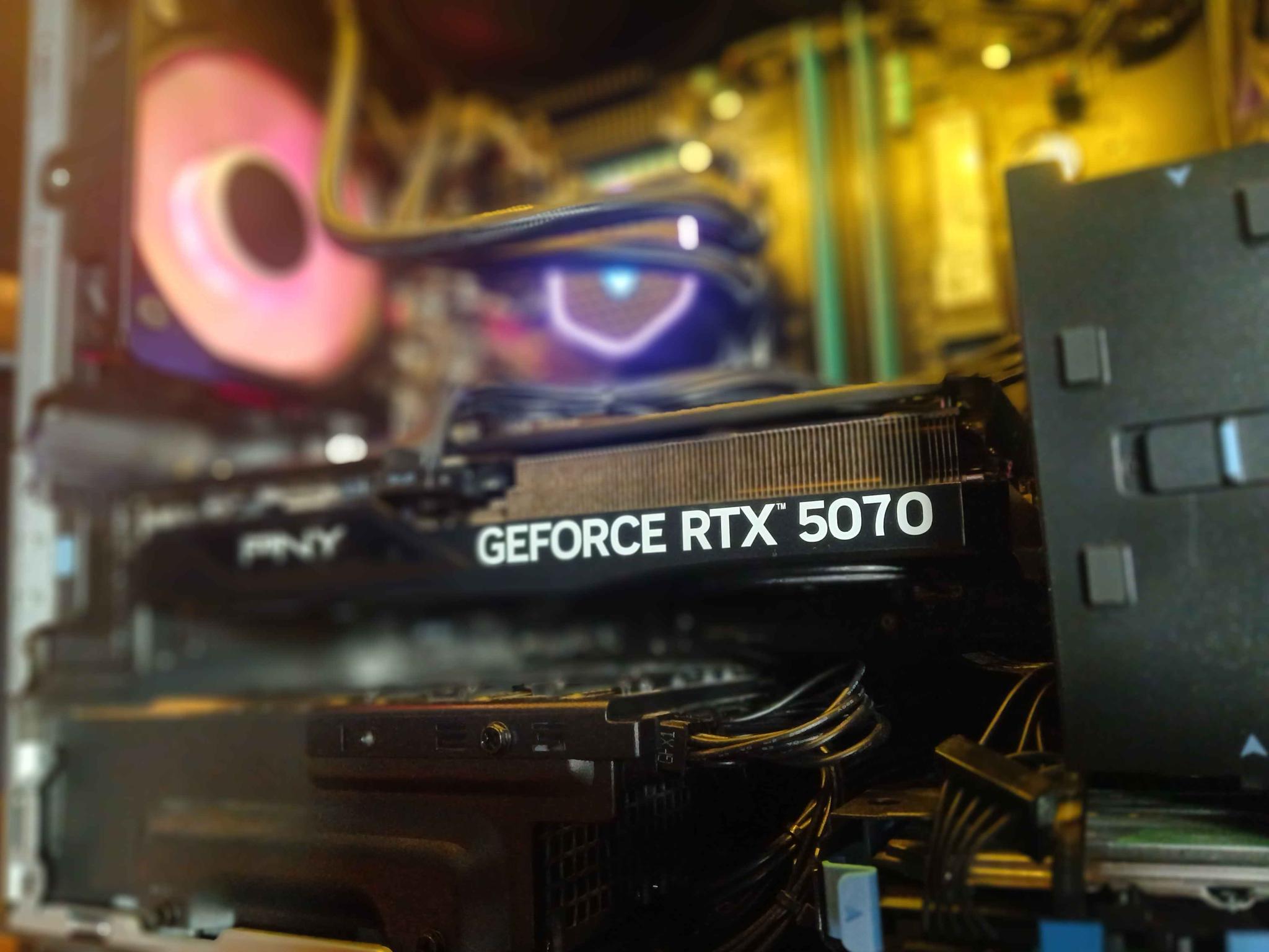 RTX 5070 | 32GB DDR5 | Ryzen 5 7600x | WIFI 6 | Bluetooth | Alienware