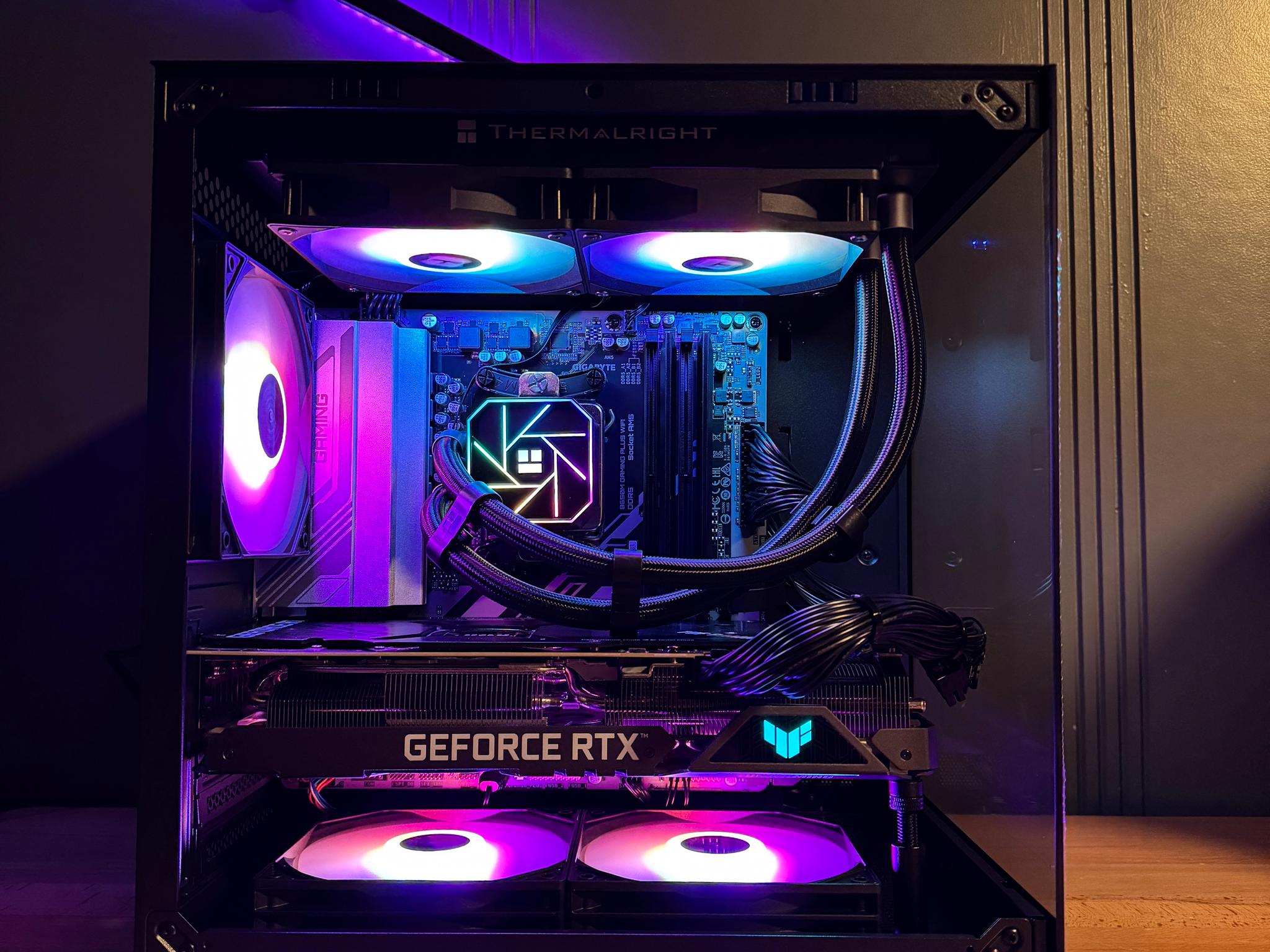 👨‍🚀Ryzen 7600X | RTX 3080 Ti | 32GB DDR5 | 1TB SSD | 850W PSU