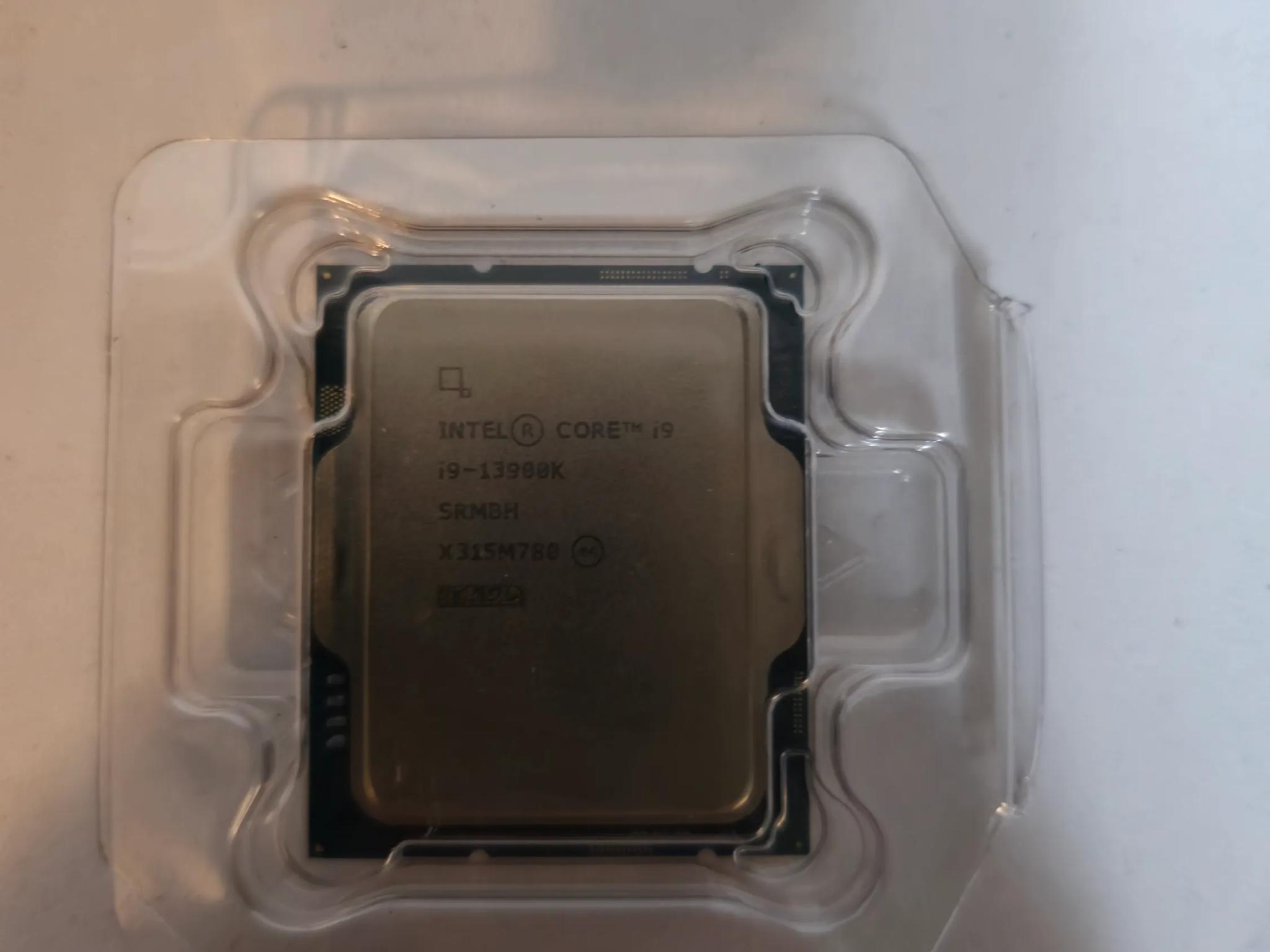 I9 13900K