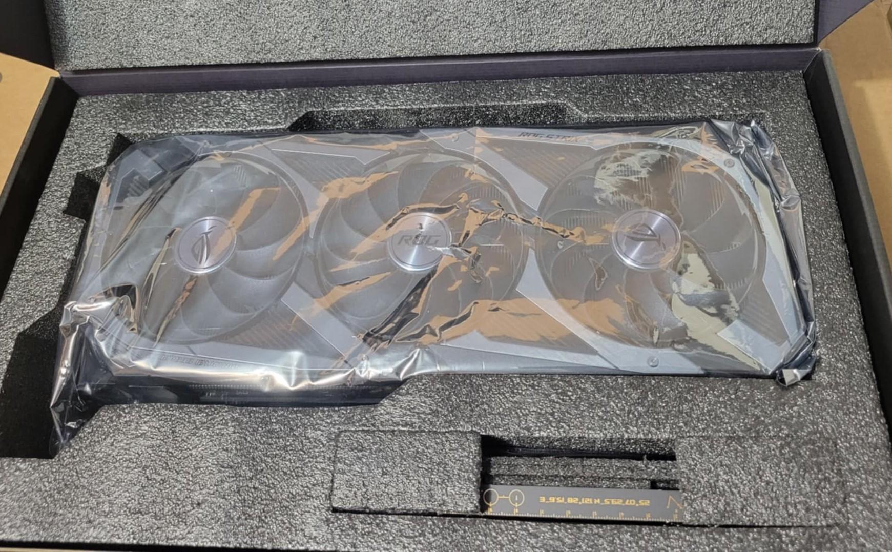 3070 Asus ROG Strix 8GB GPU