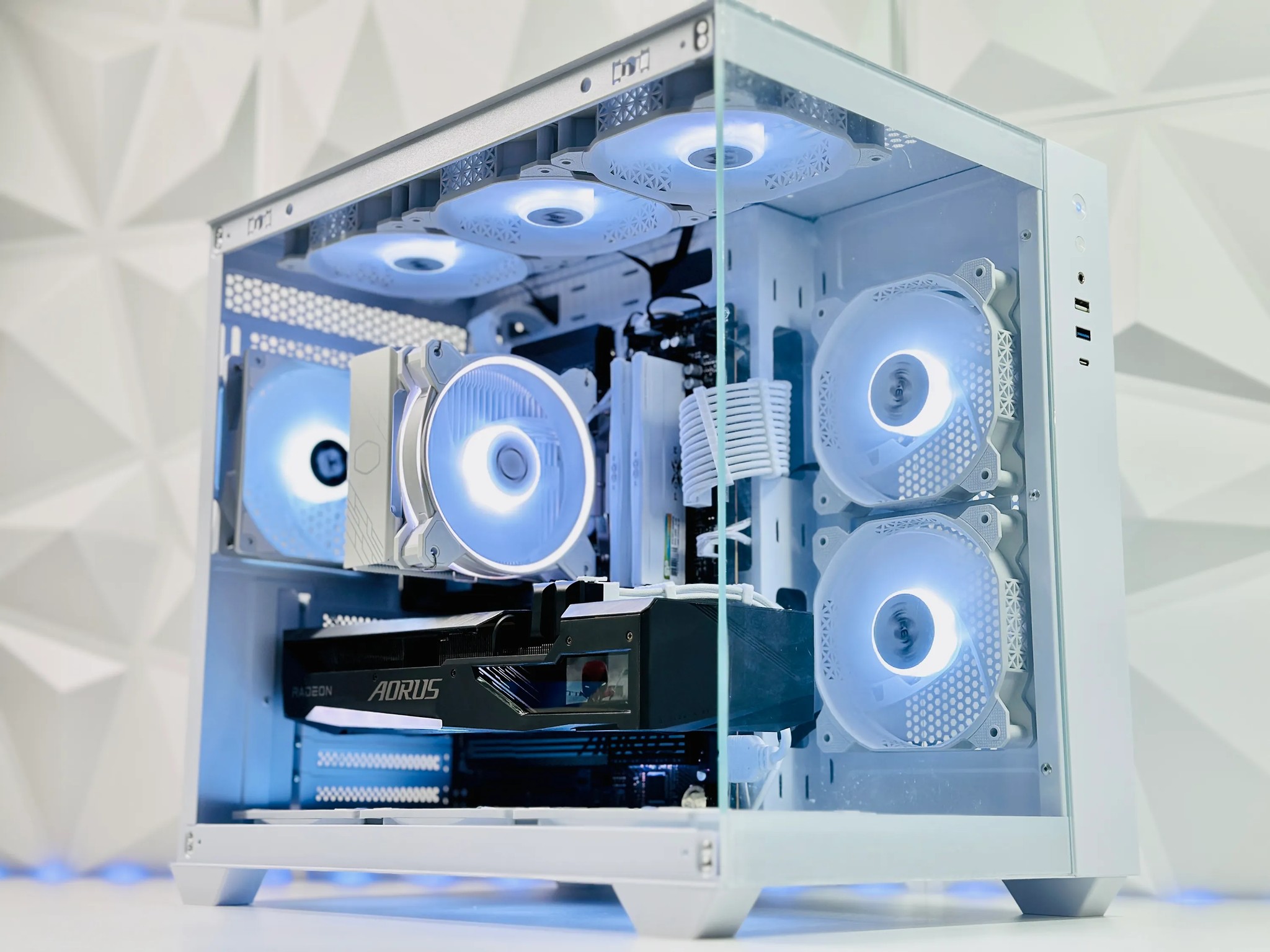 ❤️‍🔥❤️‍🔥Extreme Gaming PC ❤️‍🔥AMD RX 6800XT 16GB GDRR6 ⚡AMD Ryzen 7600 6-core⚡32GB DDR5⚡1TB NVME