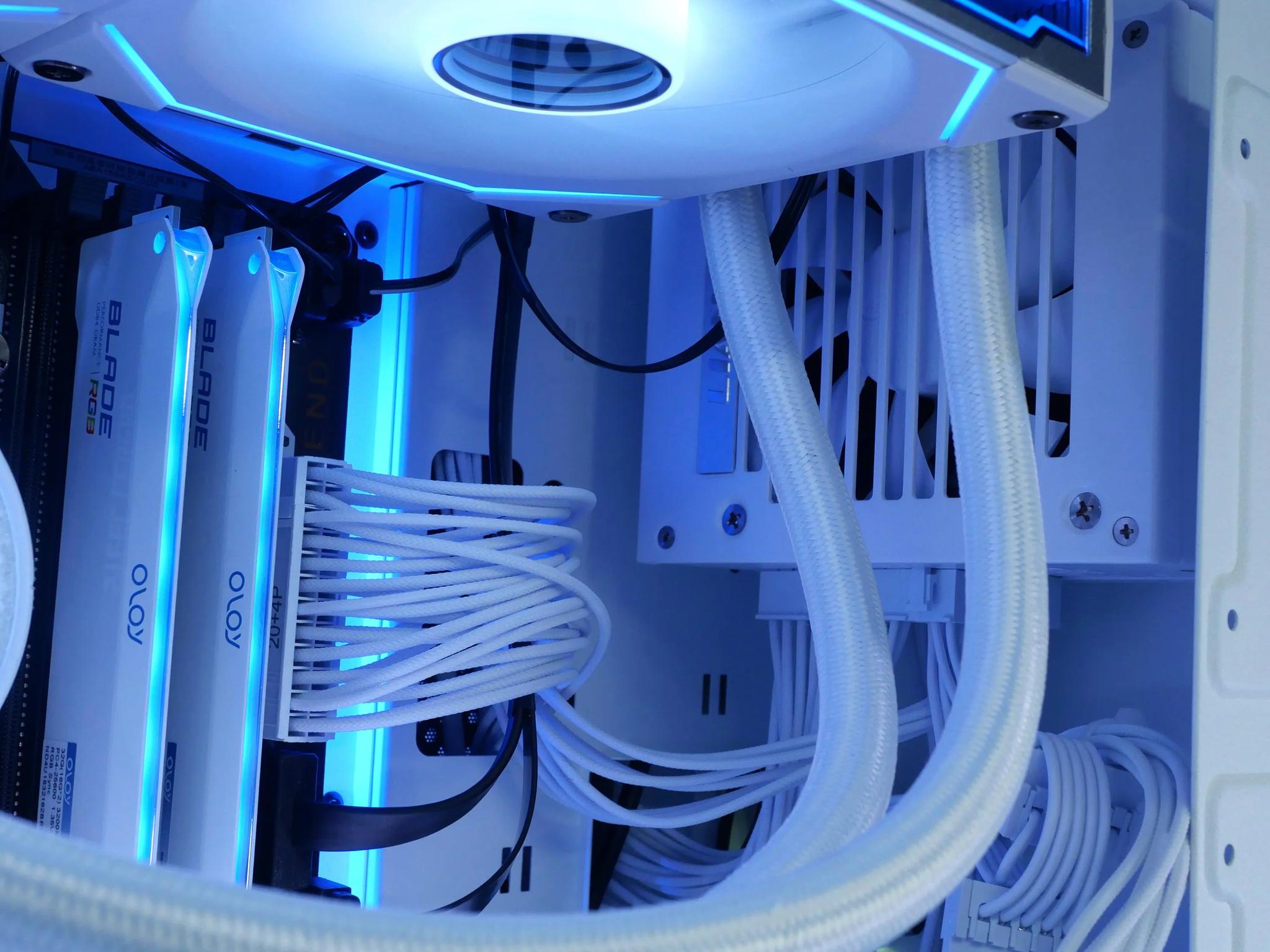 Junketsu | RTX 4070, i5 13500 Kill la Kill themed pc build