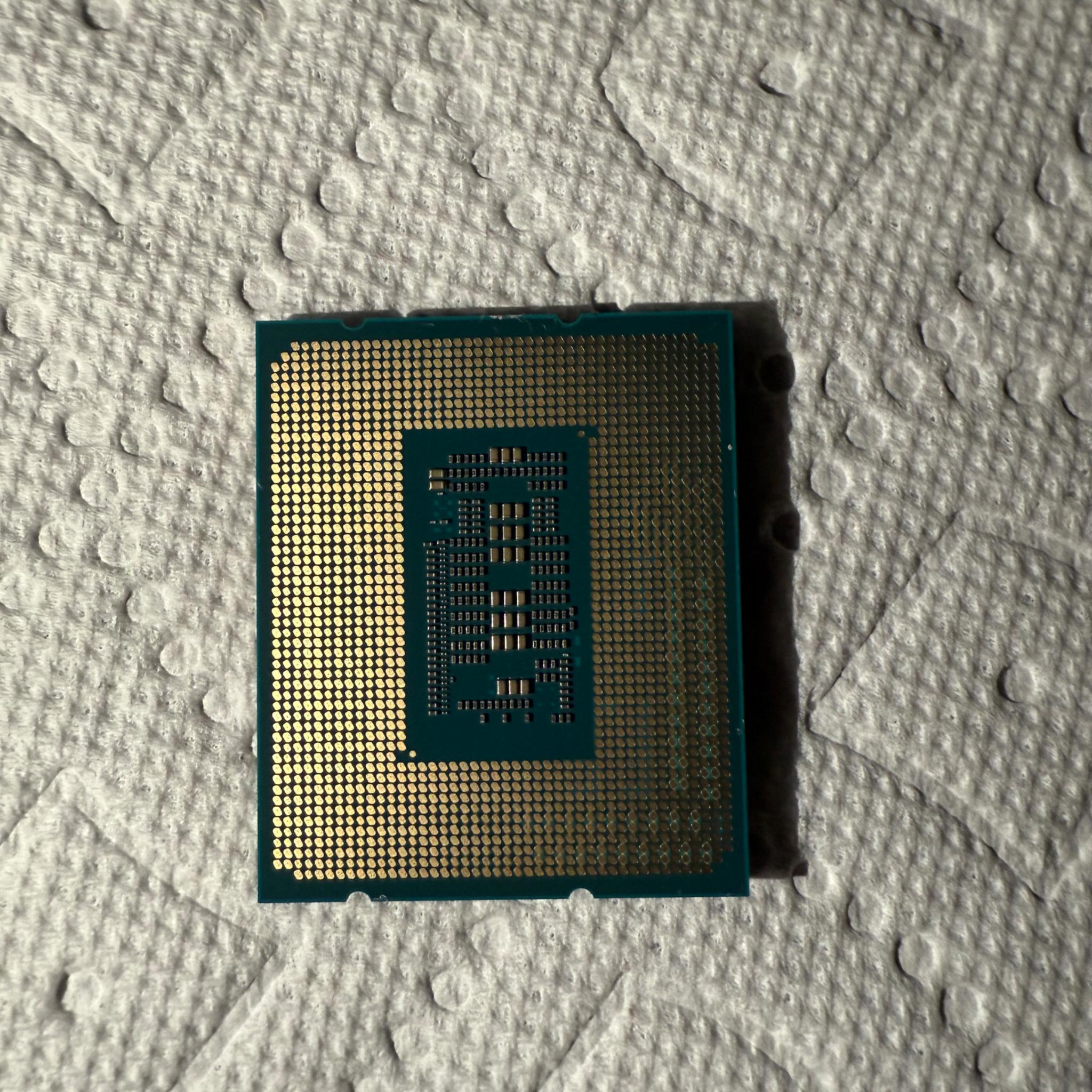 Intel i9-12900ks+Asus Z690+64gb 4000mhz