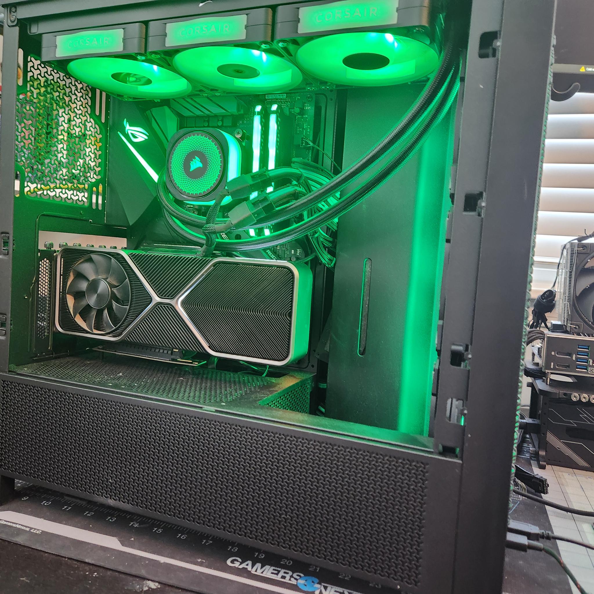 GODZILLA,  THE HIGH END GAMING/STREAMING PC Ryzen 9 3900x/ RTX 3080 FE, 32 gb DDR4!!!