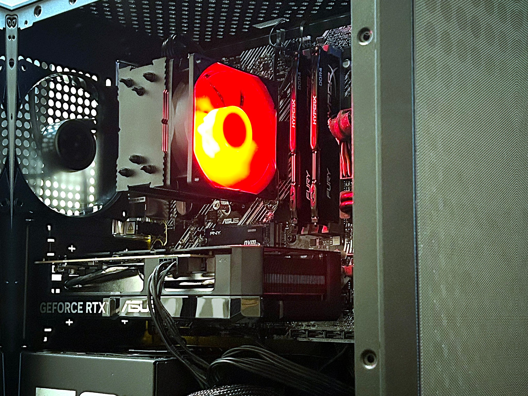 🔥 Crimson Shadow Gaming PC – Ryzen 5 5500 / RTX 5060 / 16GB DDR4 / 500GB NVMe