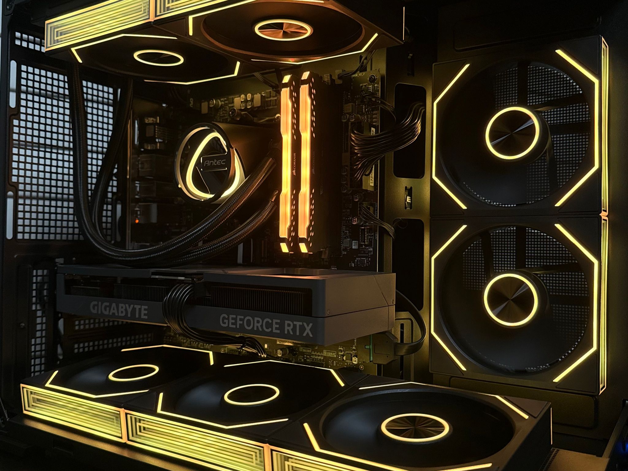 E-Sports Ready Gaming PC | RTX 4060 Ti + Ryzen 5 5600X | 1TB M.2 NVMe
