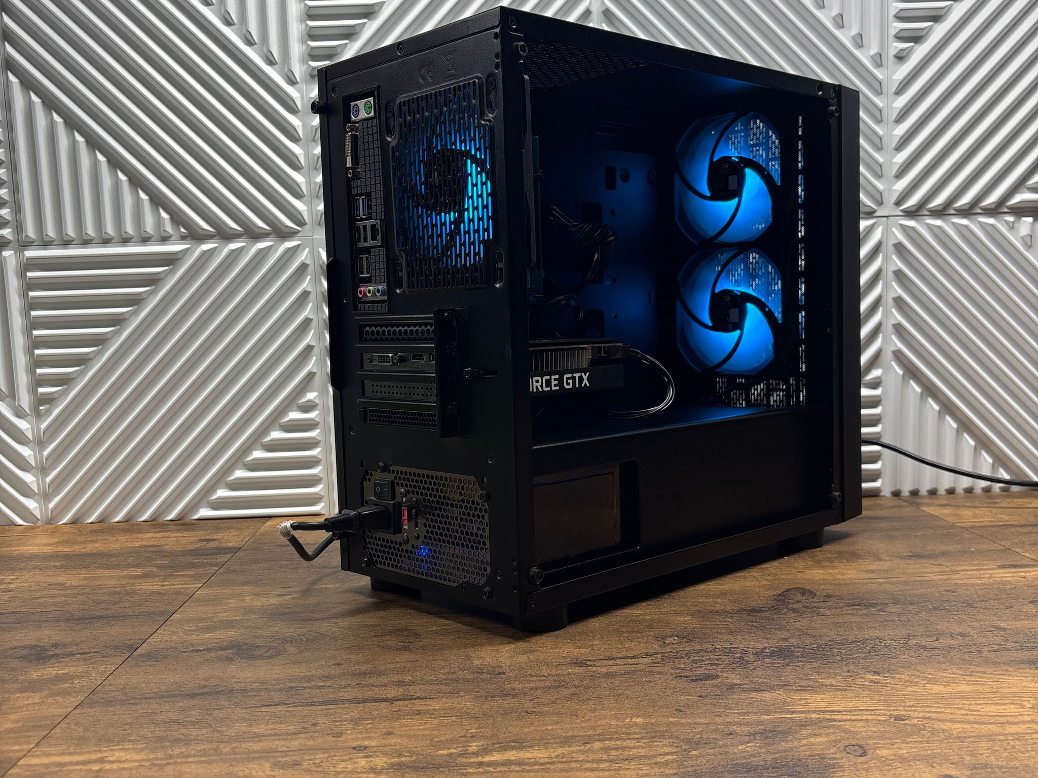 ゲーミングPC i5-7400 1650super GTX 1650 SUPER Gaming PC | i5-6500 | 16GB RAM | 990GB Storage