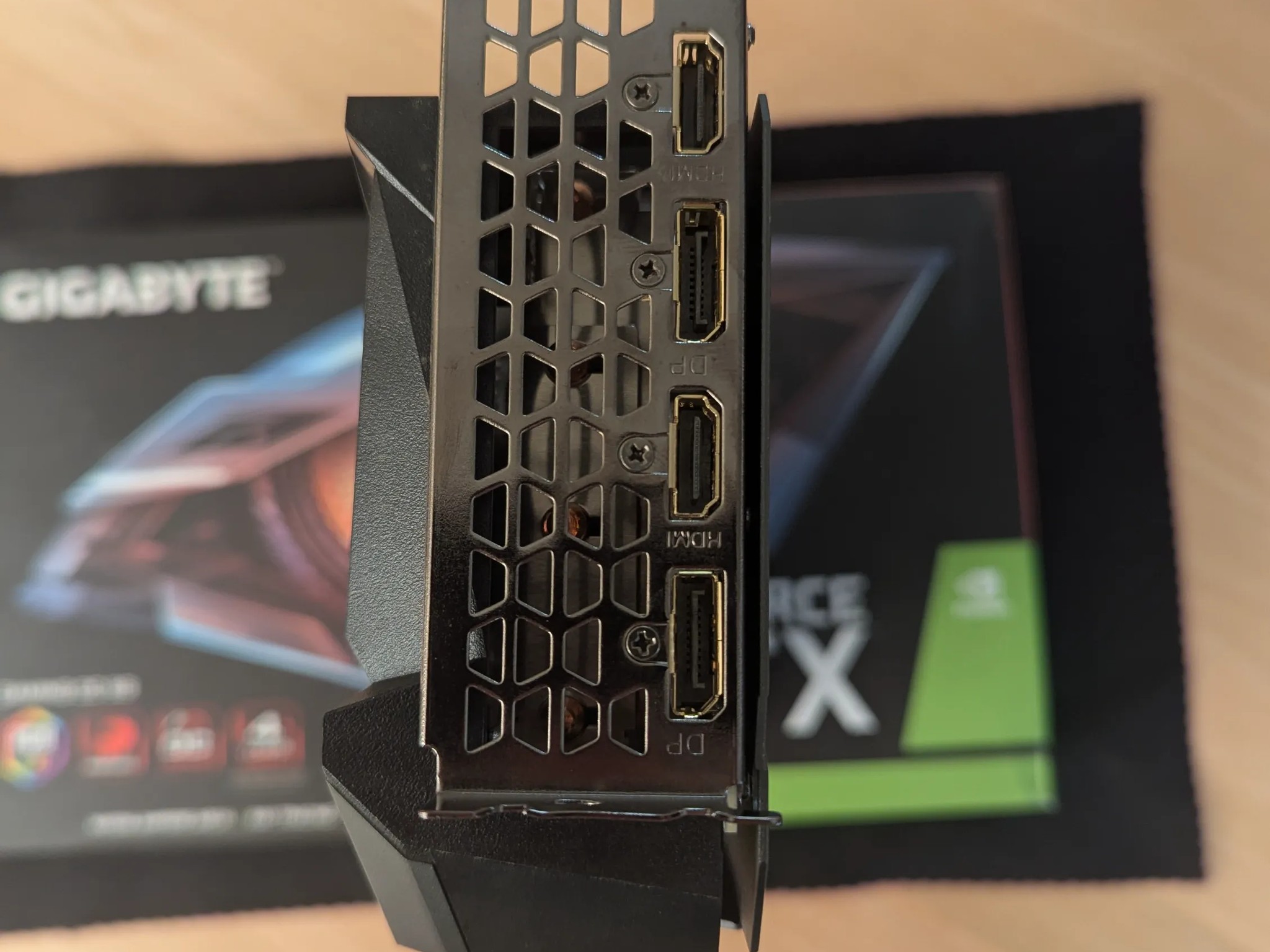 ⚡ 3070 Ti Gigabyte RTX Gaming OC – Triple Fan Powerhouse for 1440p/4K 🔹