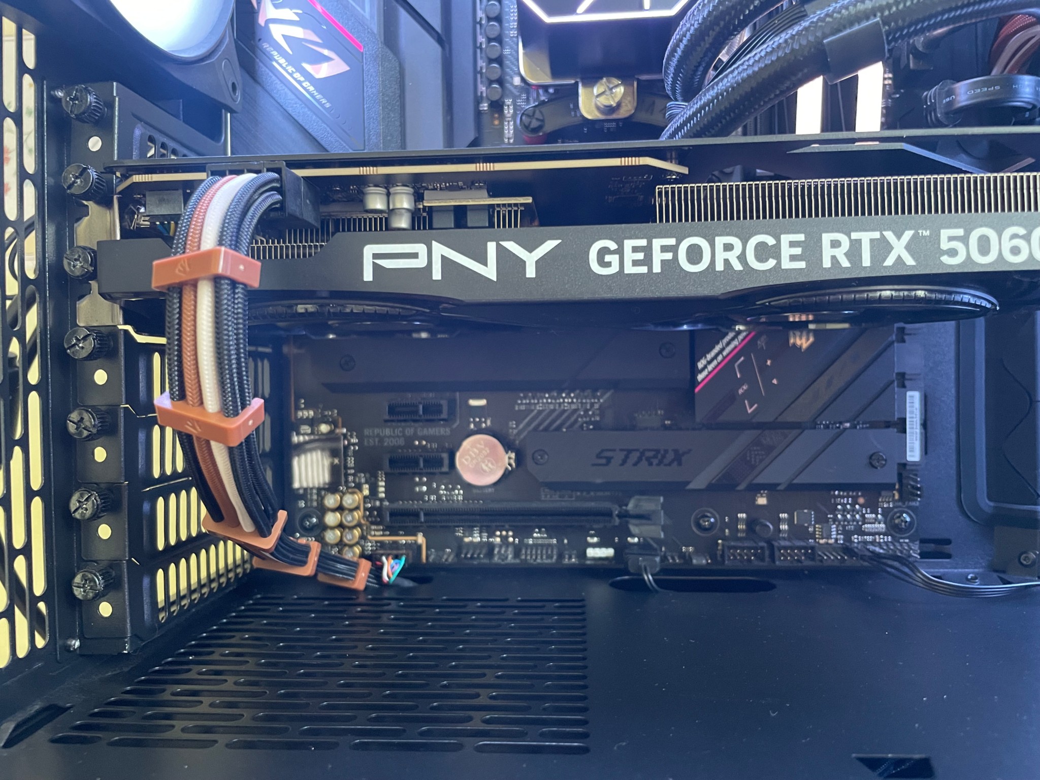🔥 Custom-Built Gaming PC | Ryzen 5 9600X | RTX 5060 Ti 16GB | 32GB RAM | 2TB SSD | Fractal North 🔥