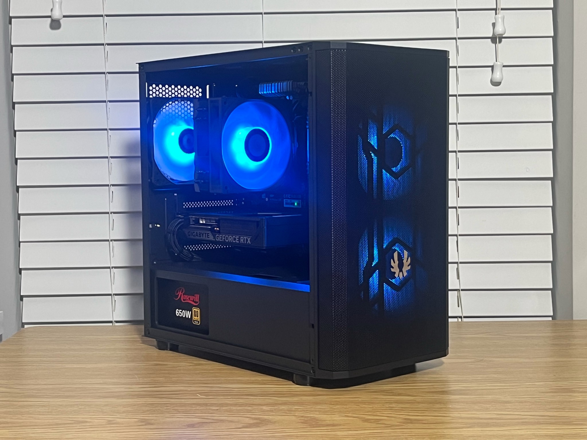 🖤💚Ryzen 5 5600 | RTX 5060 | 32GB DDR4 | 1TB SSD | Gaming PC💚🖤
