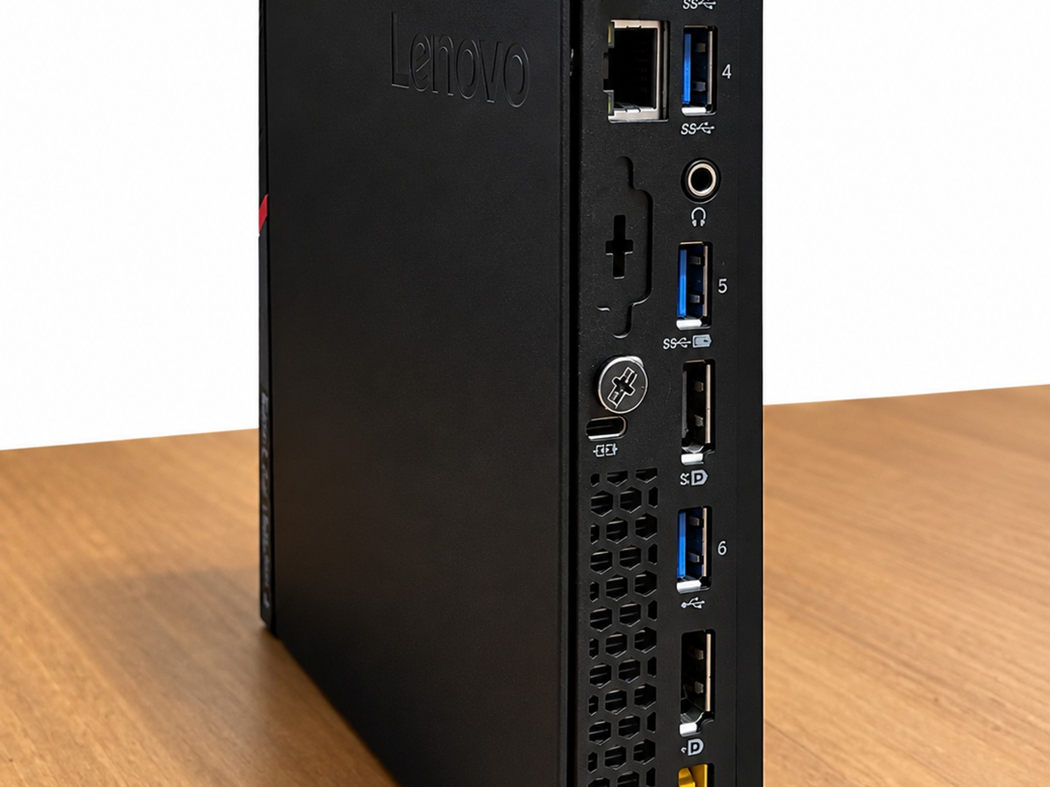 Lenovo ThinkCentre M700 Tiny PC 16gb of ram! 500gb, i5 6400t, newly activated Windows 10