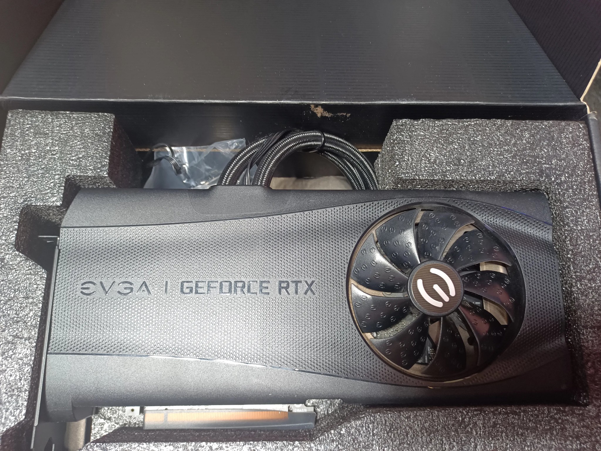 EVGA GeForce RTX 3080 FTW3 ULTRA HYBRID GAMING, 10G-P5-3898-KR, 10GB GDDR6X