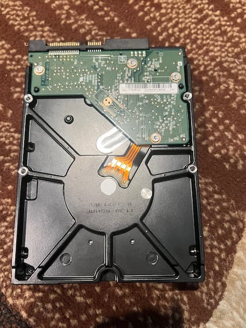 Western Digital Black Desktop  1 TB Internal Hard Drive HDD Sata 3.5 Inch.