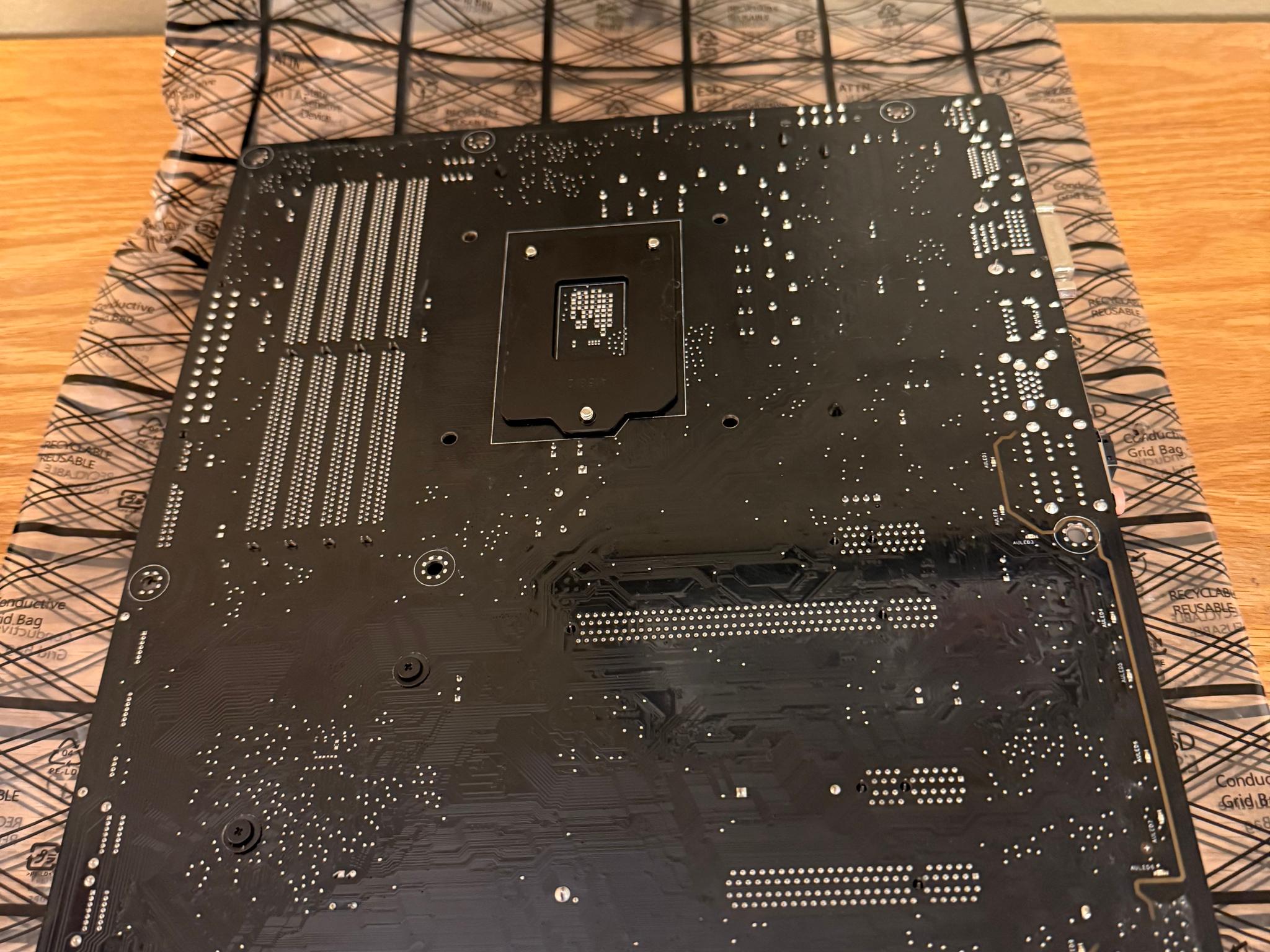 ASUS H170 PRO Gaming Motherboard 6th Gen Intel ATX