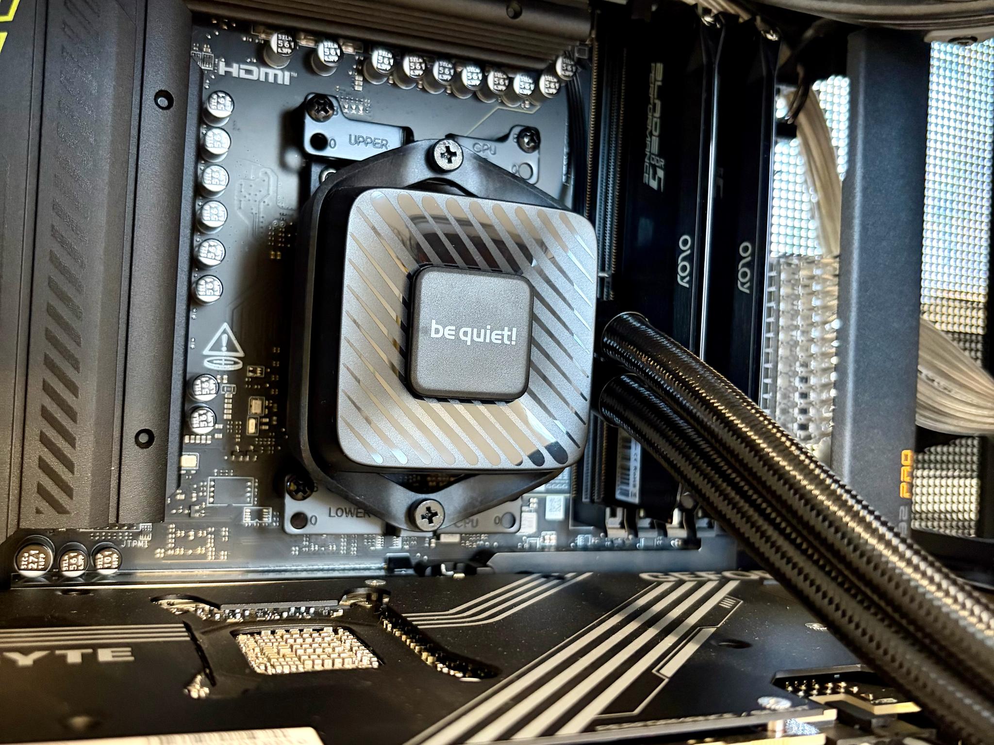 RTX 5080 + R7 9800X3D