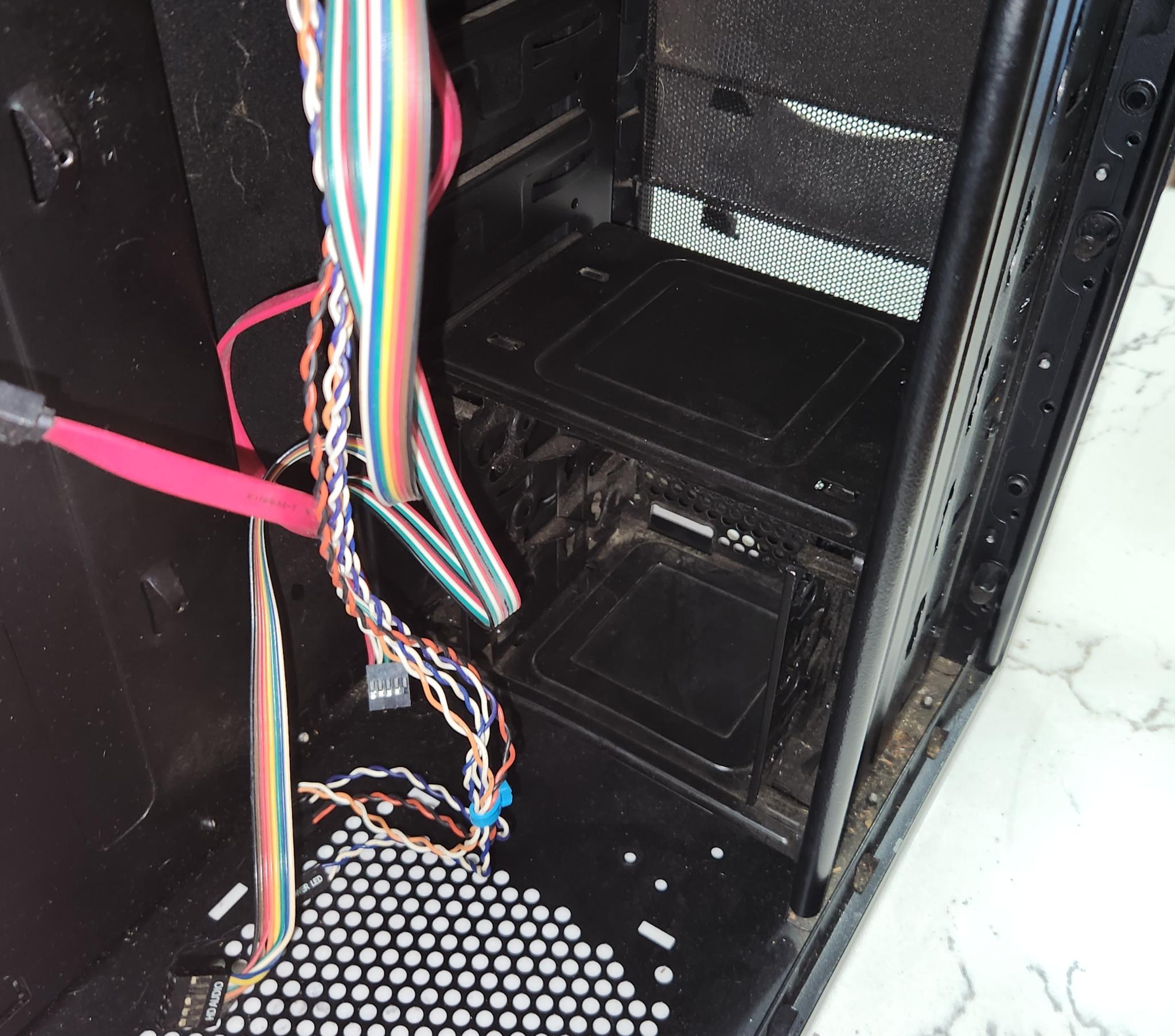 Old Antec case w/ extra hd cage RETRO