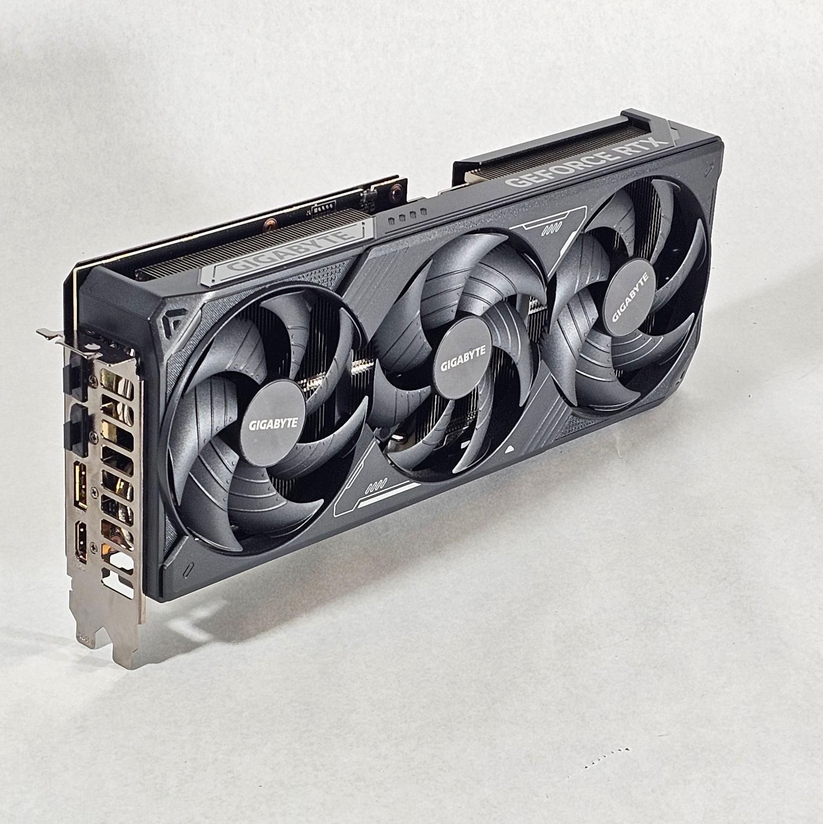 RTX 5080 Gigabyte 16GB