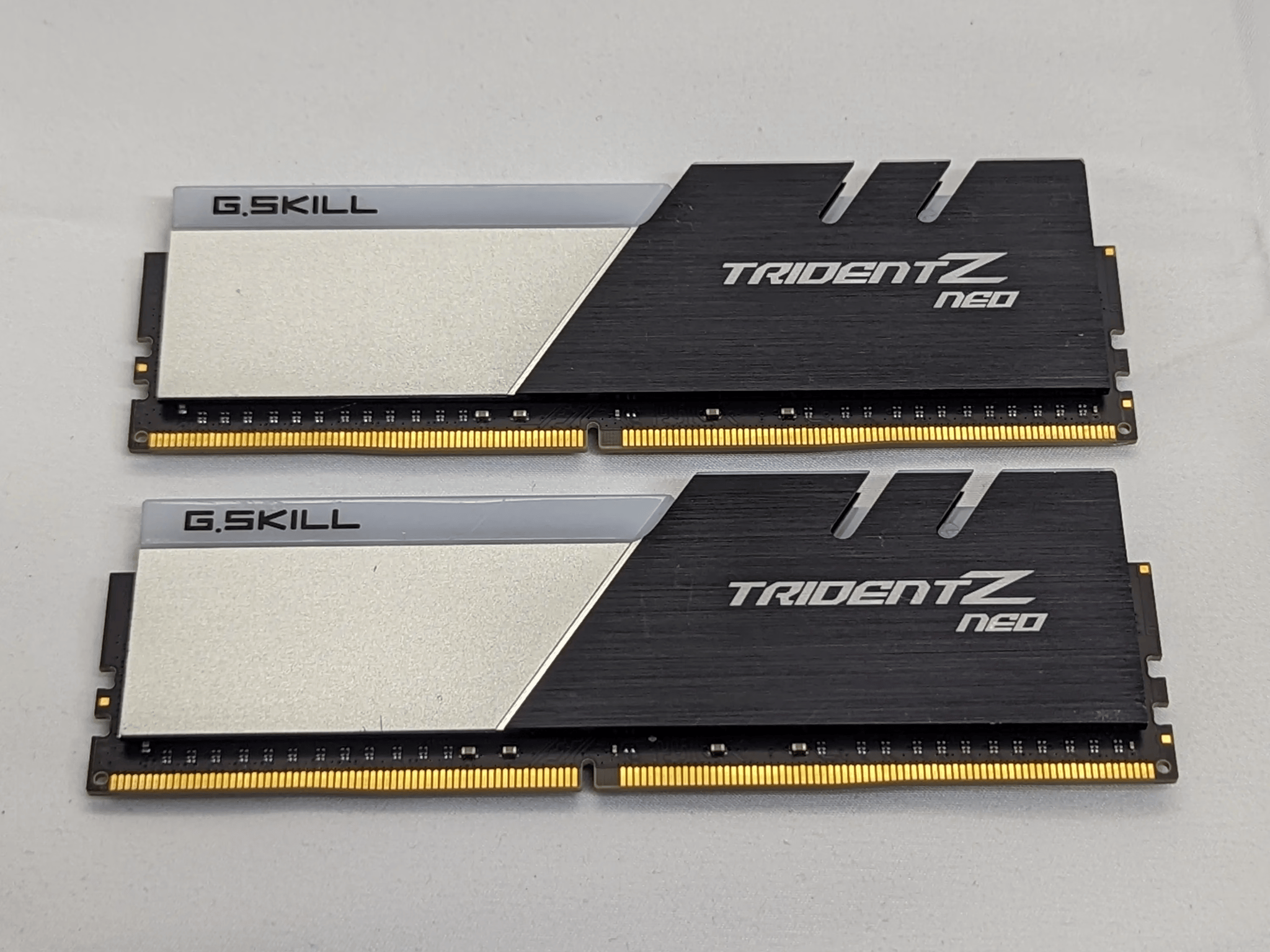 64GB 3600Mhz G.Skill Trident Z Neo 64GB F4-3600C18D-64GTZN (2x32GB) 288-Pin DDR4