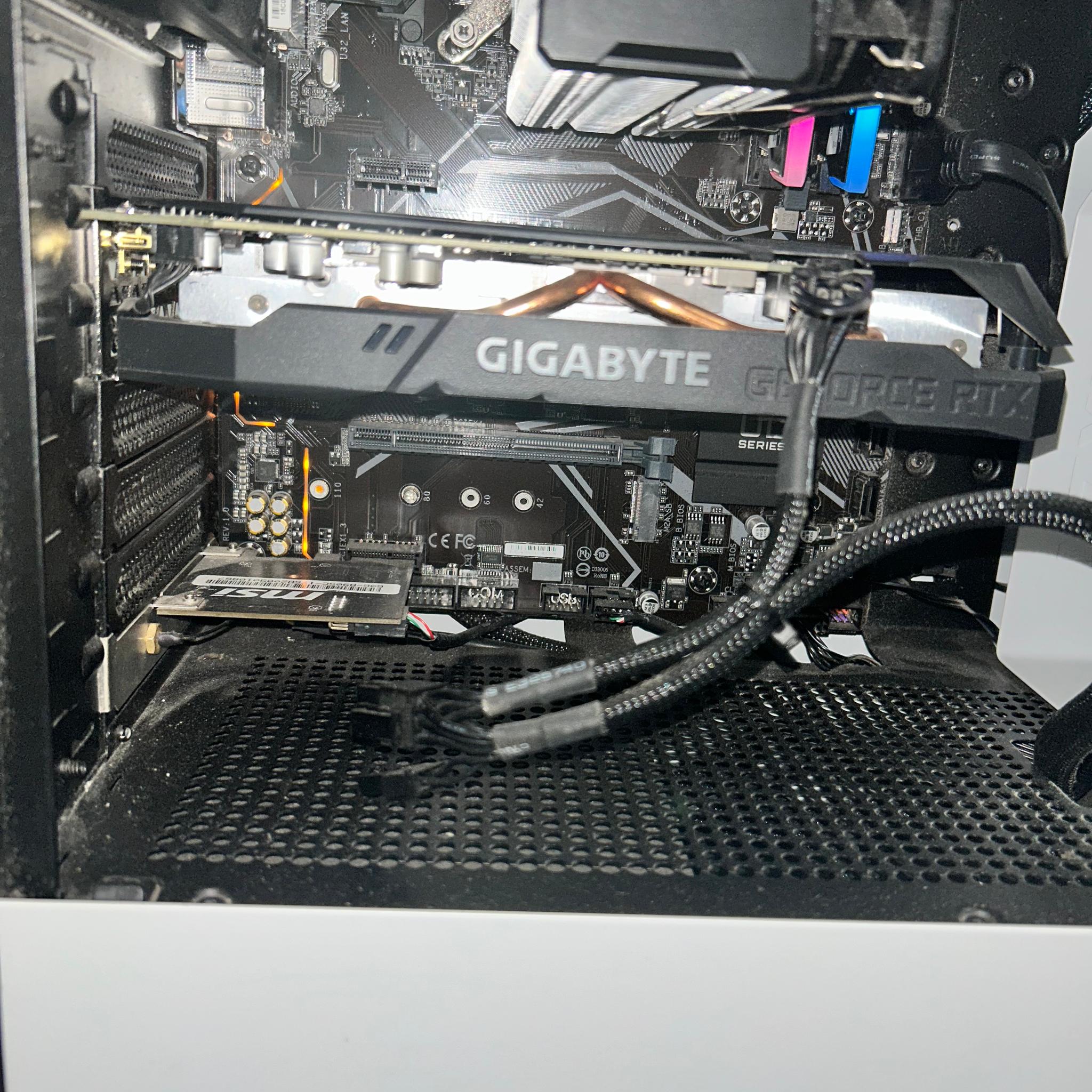 Intel Core i5-10400F  GeForce RTX 2060  16 RAM  1T STORAGE