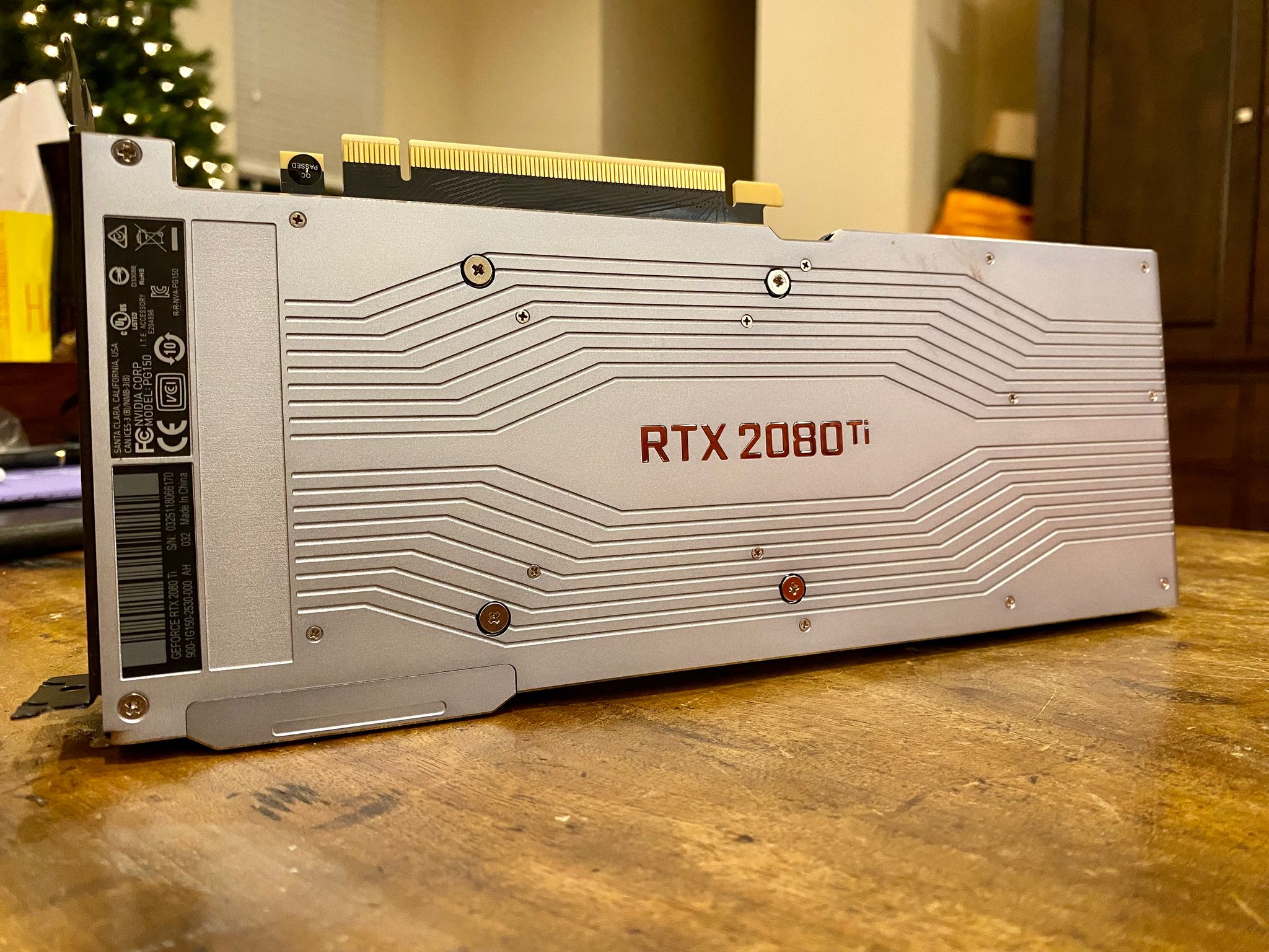 Nvidia 2080 Ti Founders Edition - Excellent Condition 