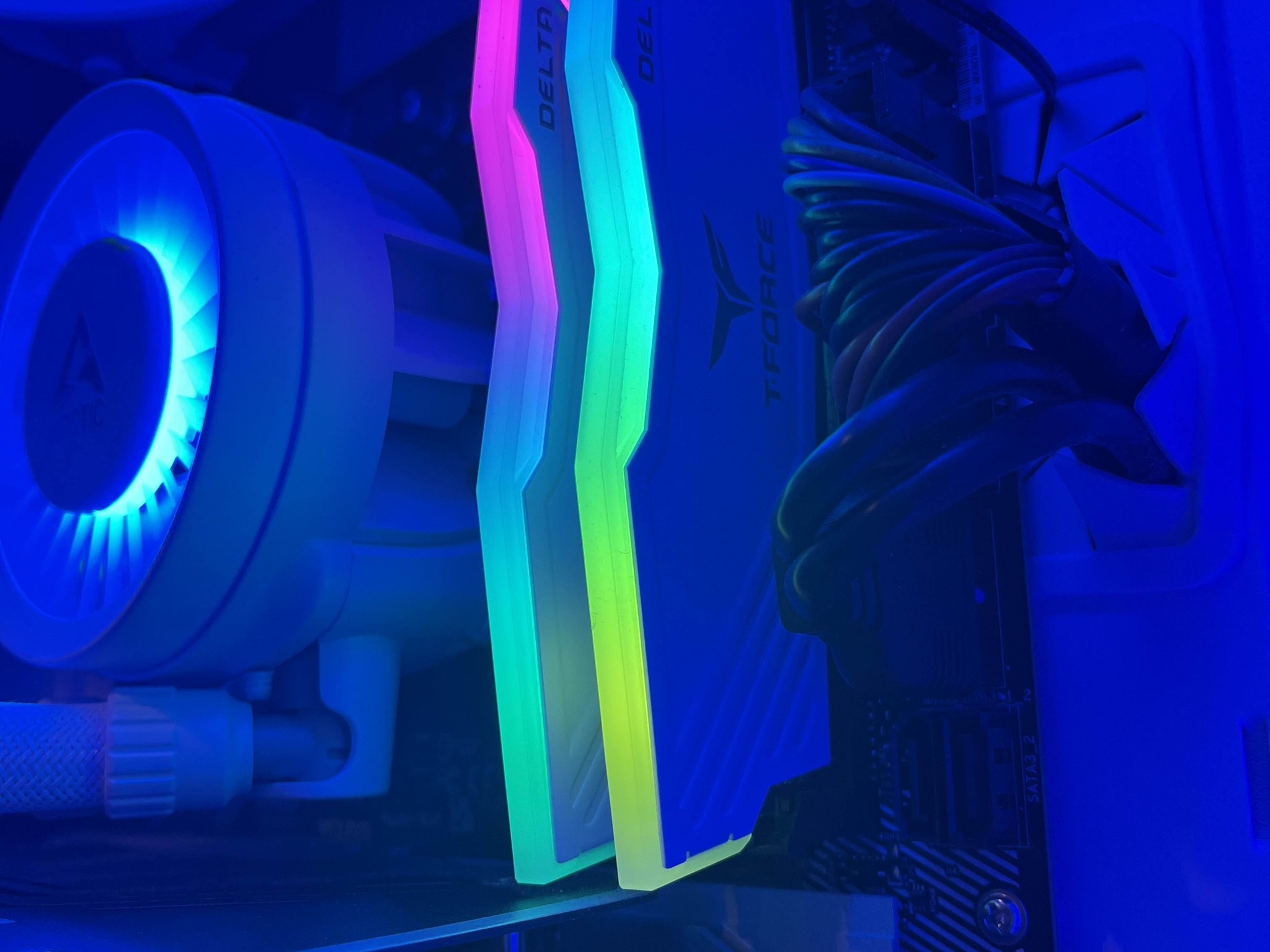 🤍White Dragon🐉 Ryzen 5 5600x|RTX 4060 8GB|32GB DDR4 RAM|2TB SSD|AIO Cooler