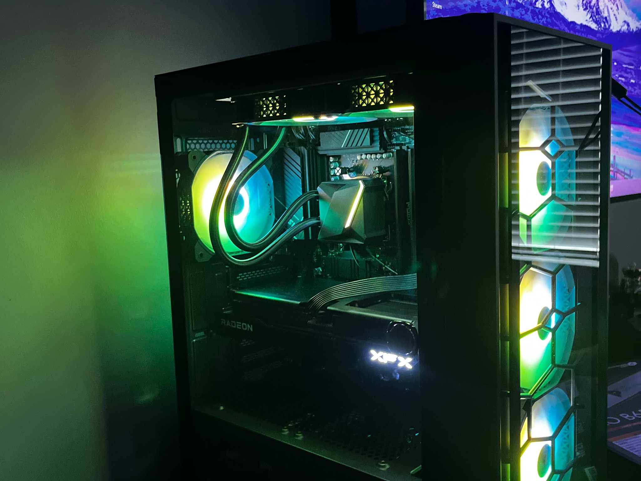 1440p Gaming pc Ryzen 5 9600x 32gb ram, rx 9060 xt