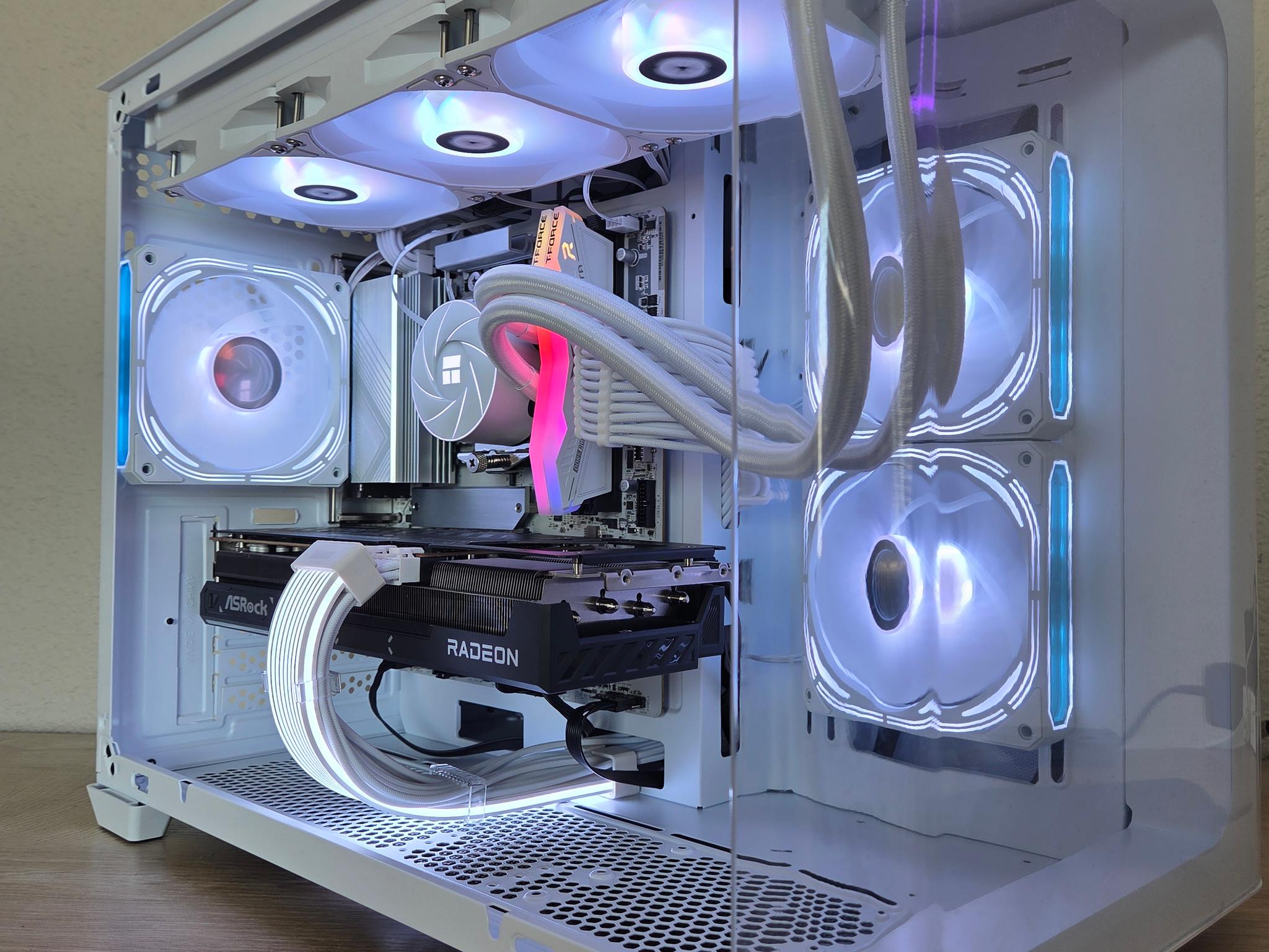 ❄️🏔️ Frost Tundra X | RX 9070 16GB | Ryzen 5 7600X | 32GB DDR5 | Curved Glass Edition 🤍❄️/D/