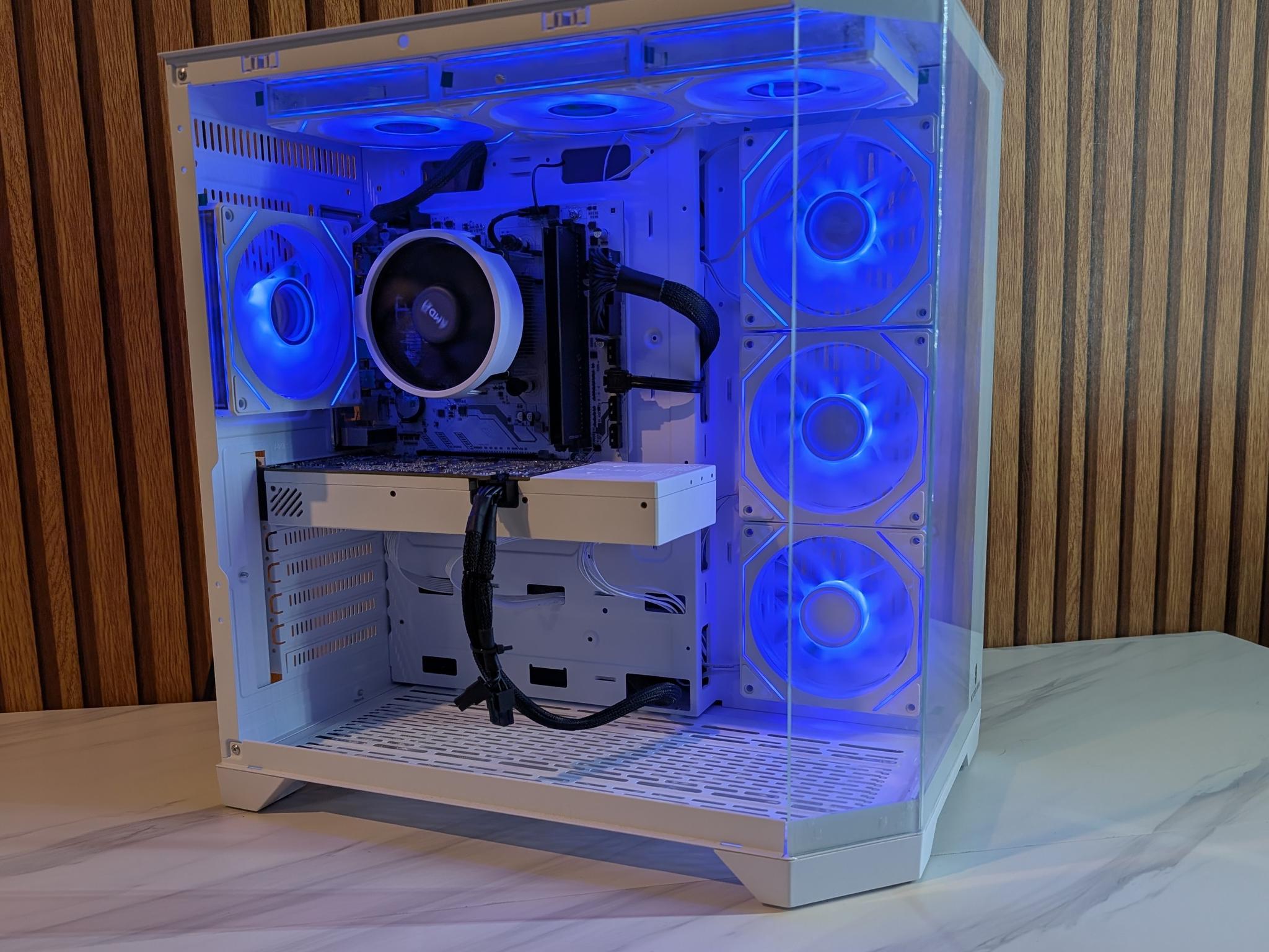 RTX 2070  | Ryzen 5 5500 | 16 GB ddr4 ram | 500GB SSD